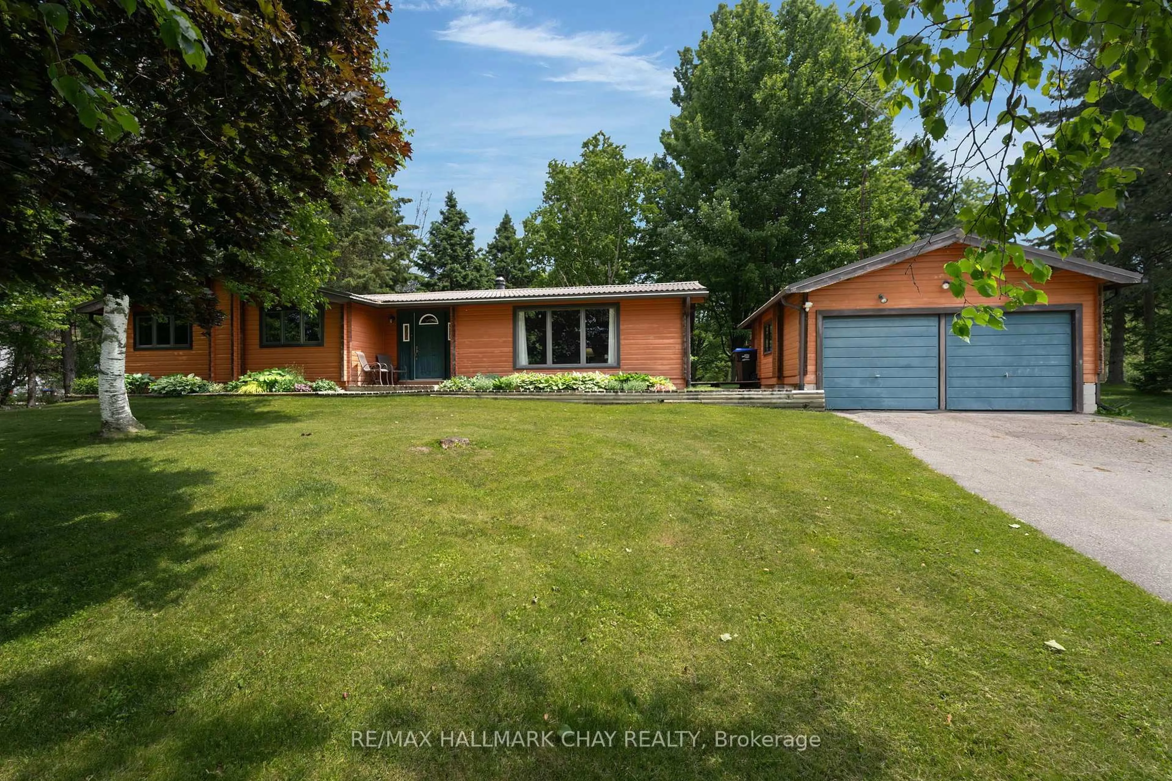 A pic from outside/outdoor area/front of a property/back of a property/a pic from drone, street for 2543 concession 3 Rd, Adjala-Tosorontio Ontario L0N 1P0