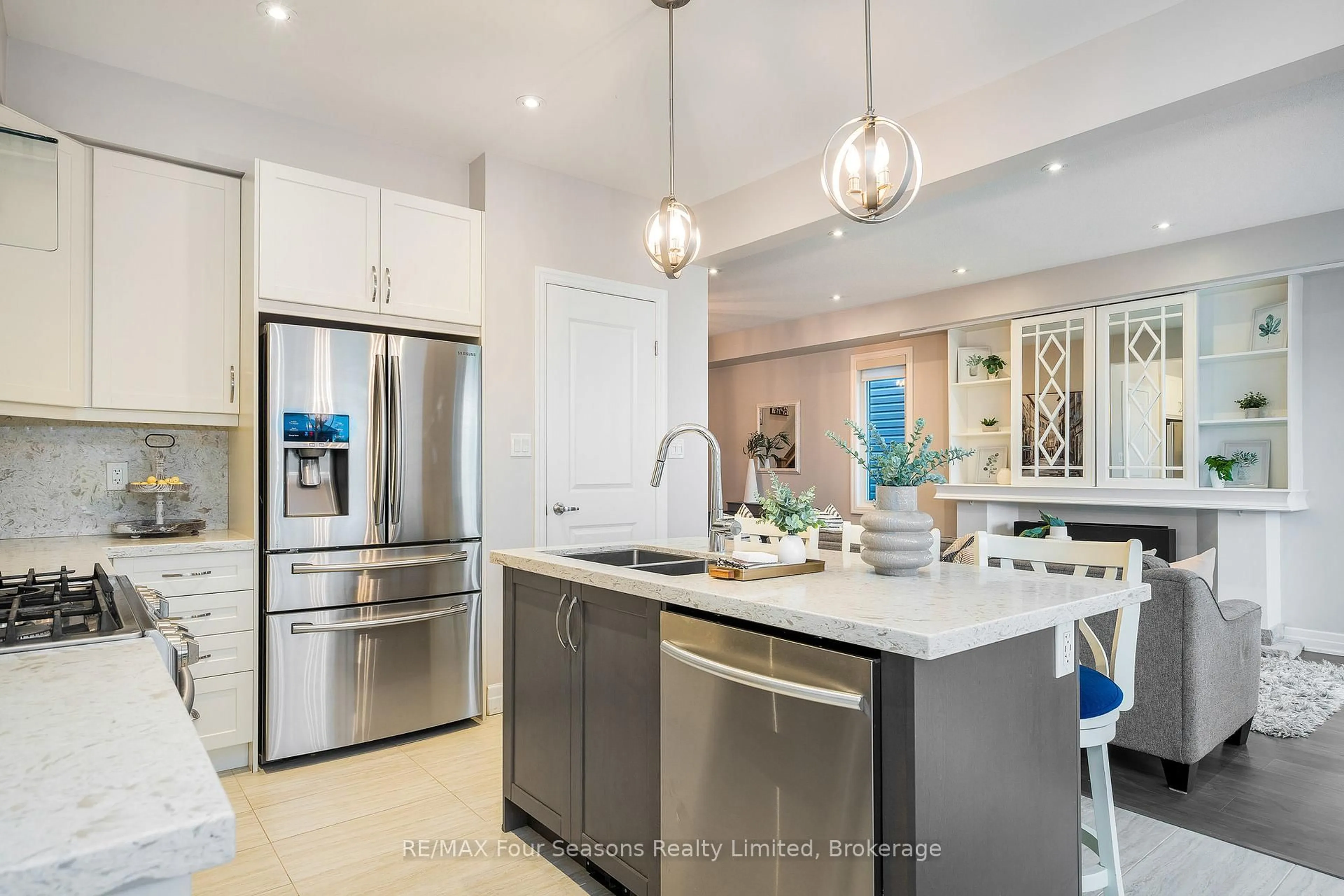 Contemporary kitchen, ceramic/tile floor for 29 Wagner Cres, Essa Ontario L3W 0R5