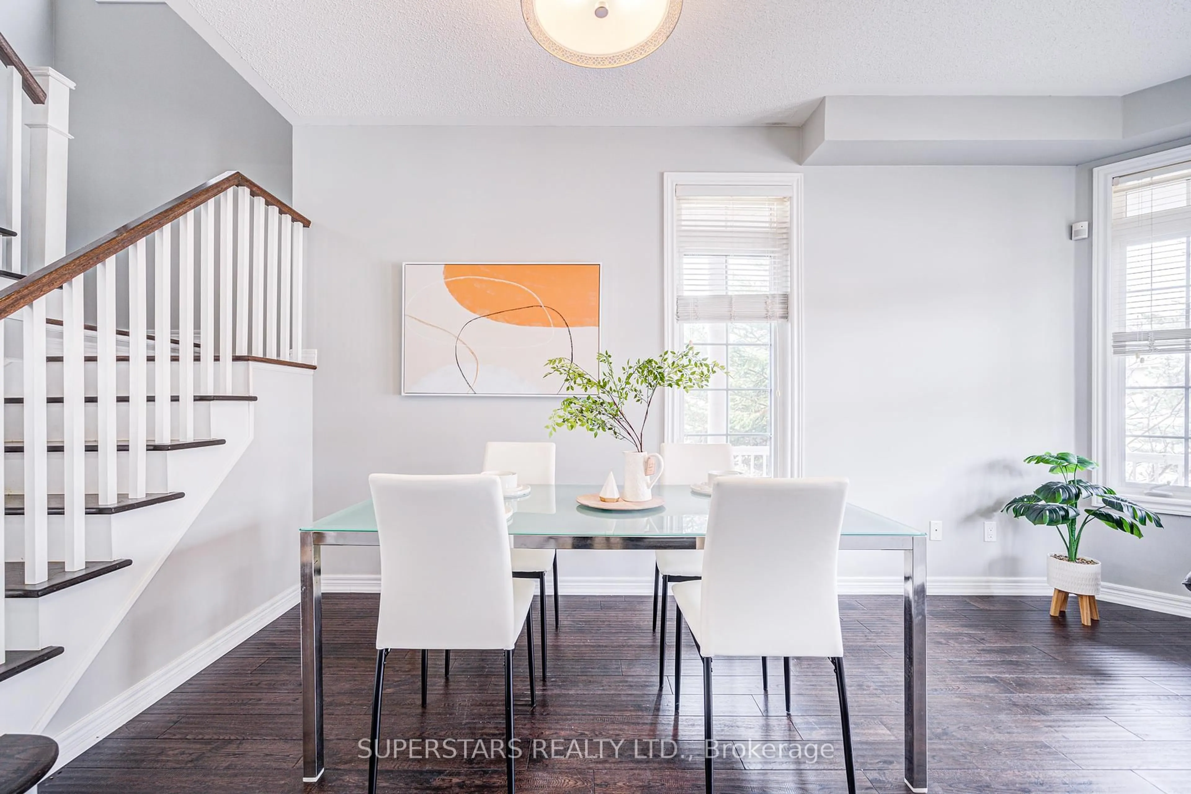 Dining room, unknown for 45 Saint Damian Ave, Vaughan Ontario L4H 2L6