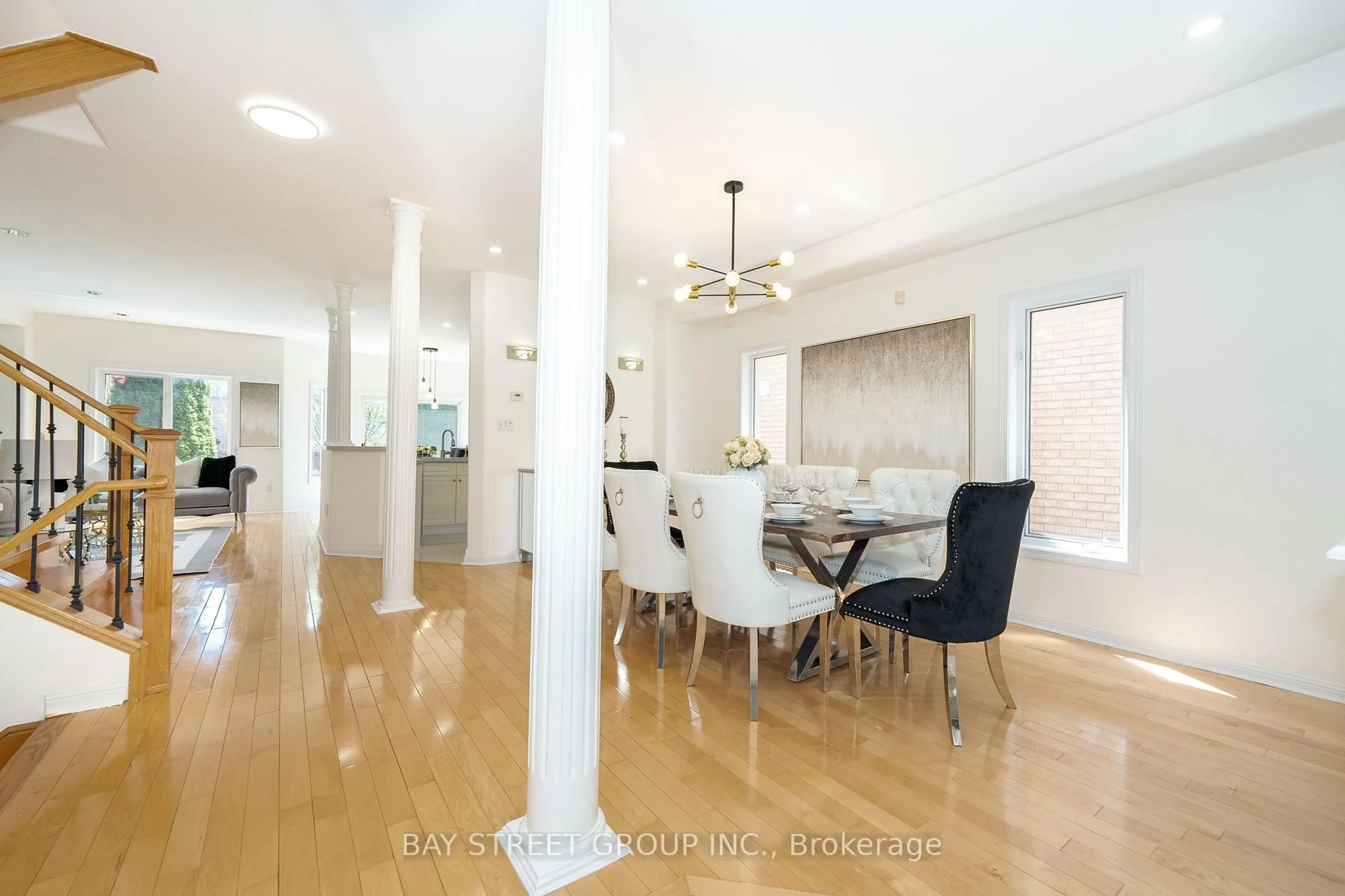 Dining room, unknown for 68 Sapphire Dr, Richmond Hill Ontario L4S 2E6