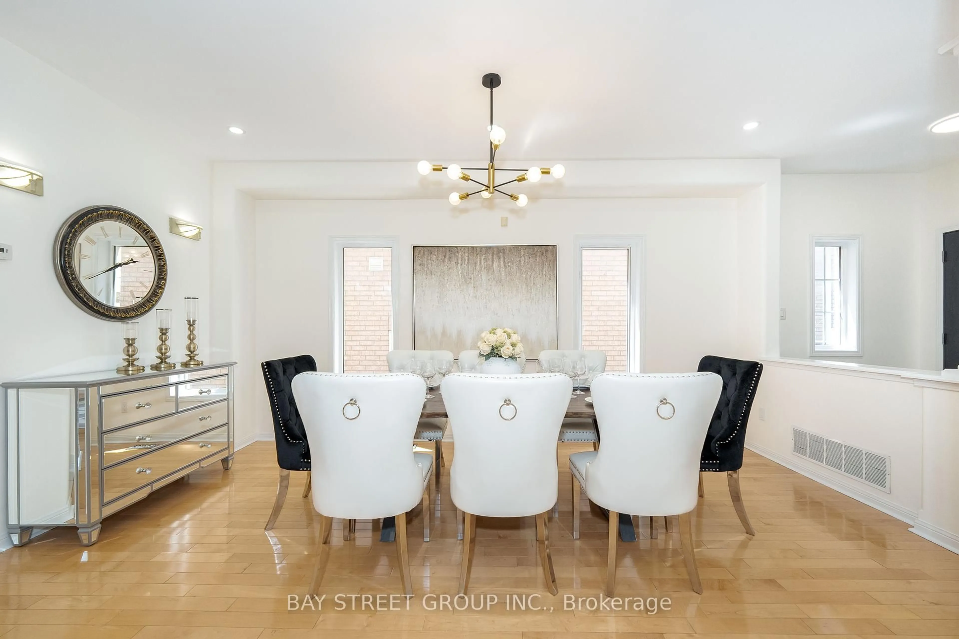 Dining room, unknown for 68 Sapphire Dr, Richmond Hill Ontario L4S 2E6