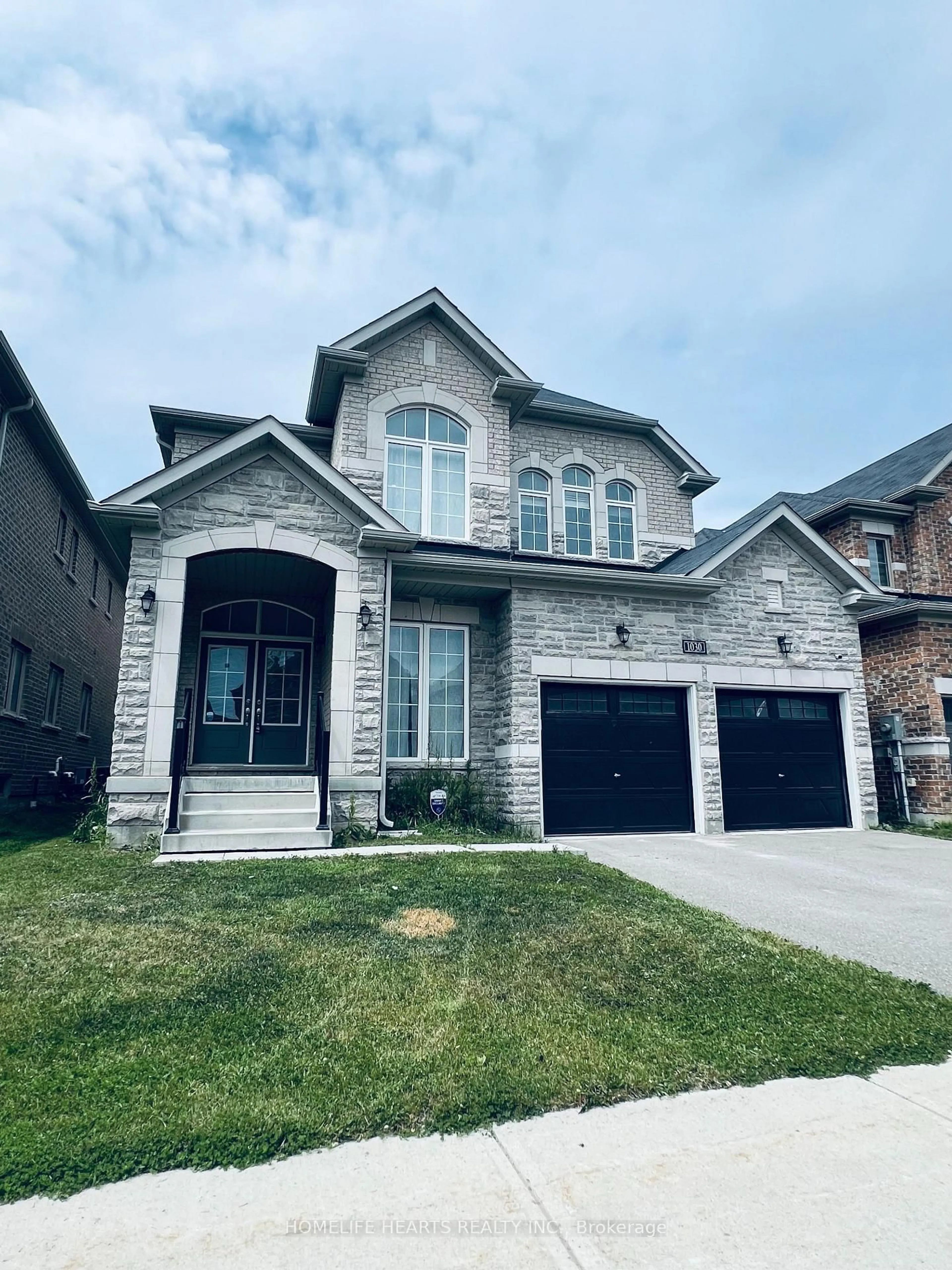 Home with brick exterior material, street for 1030 Barton Way, Innisfil Ontario L9S 0N5