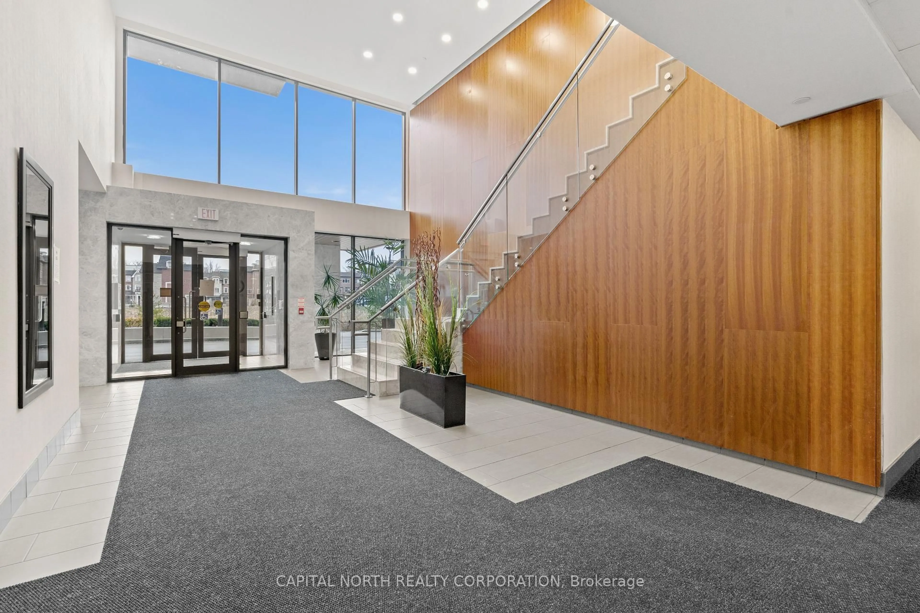 Indoor foyer for 4700 Highway 7 #309, Vaughan Ontario L4L 0B4