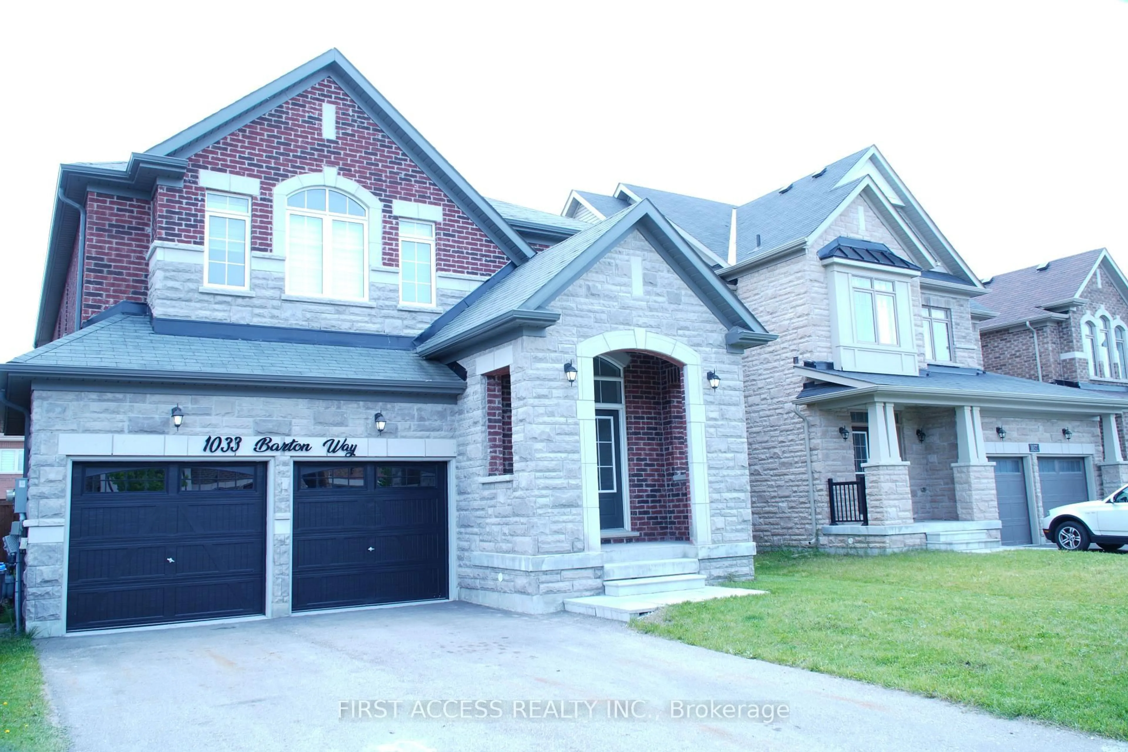 Home with brick exterior material, street for 1033 Barton Way, Innisfil Ontario L9S 0N5