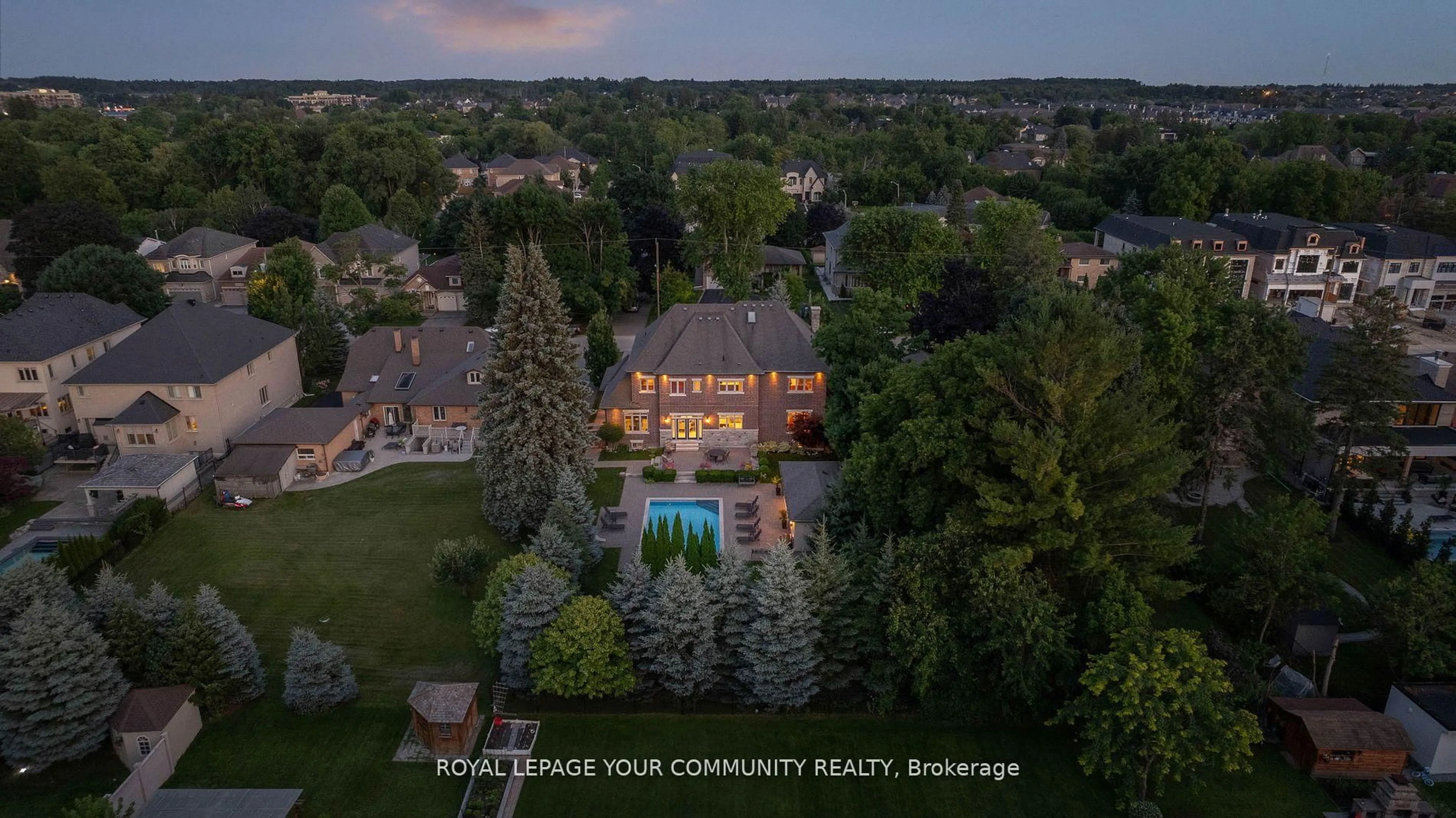 A pic from outside/outdoor area/front of a property/back of a property/a pic from drone, unknown for 76 Elm Grove Ave, Richmond Hill Ontario L4E 2W8