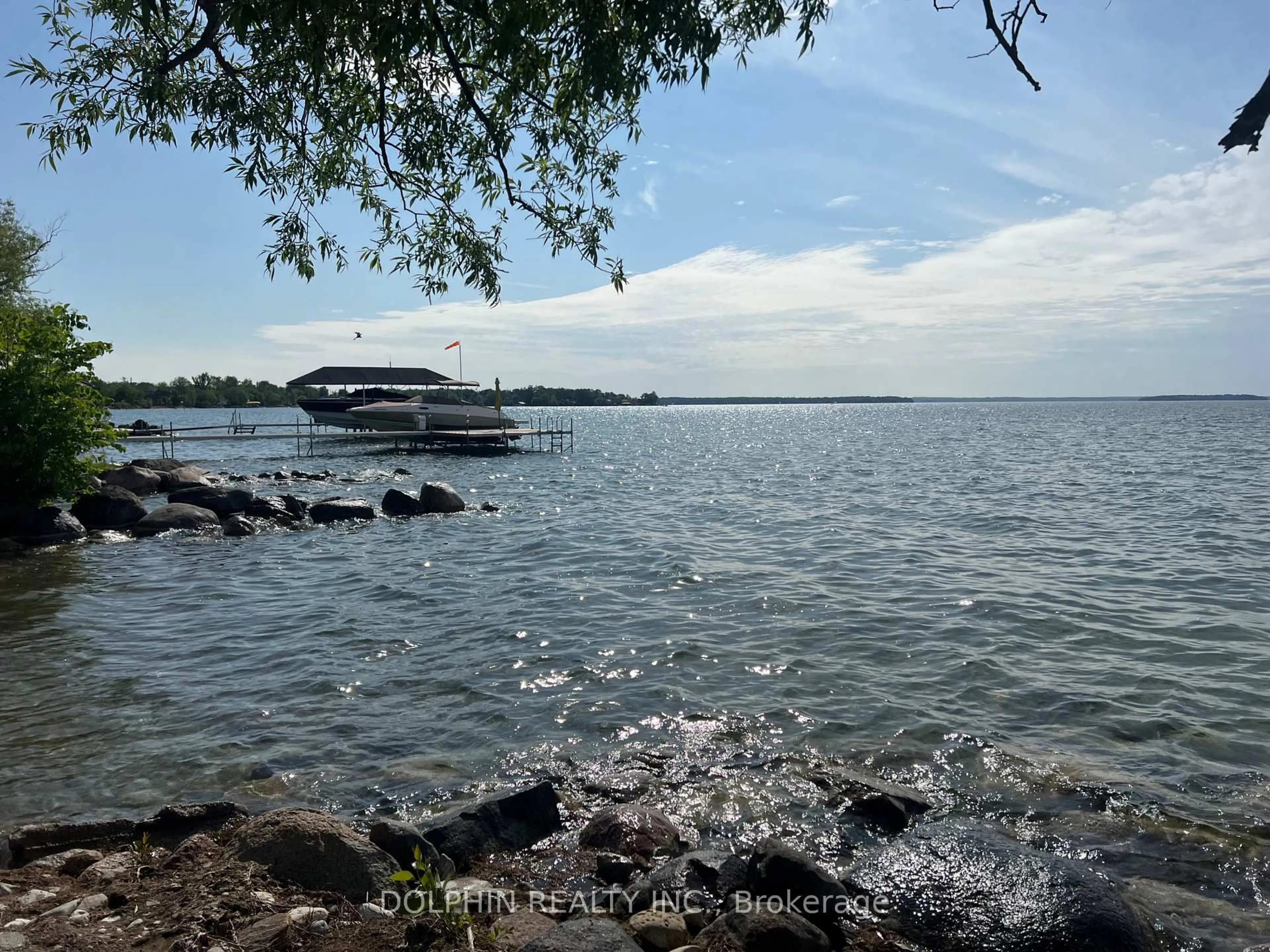 Blurry image for 791 Rockaway Rd, Georgina Ontario L0E 1S0