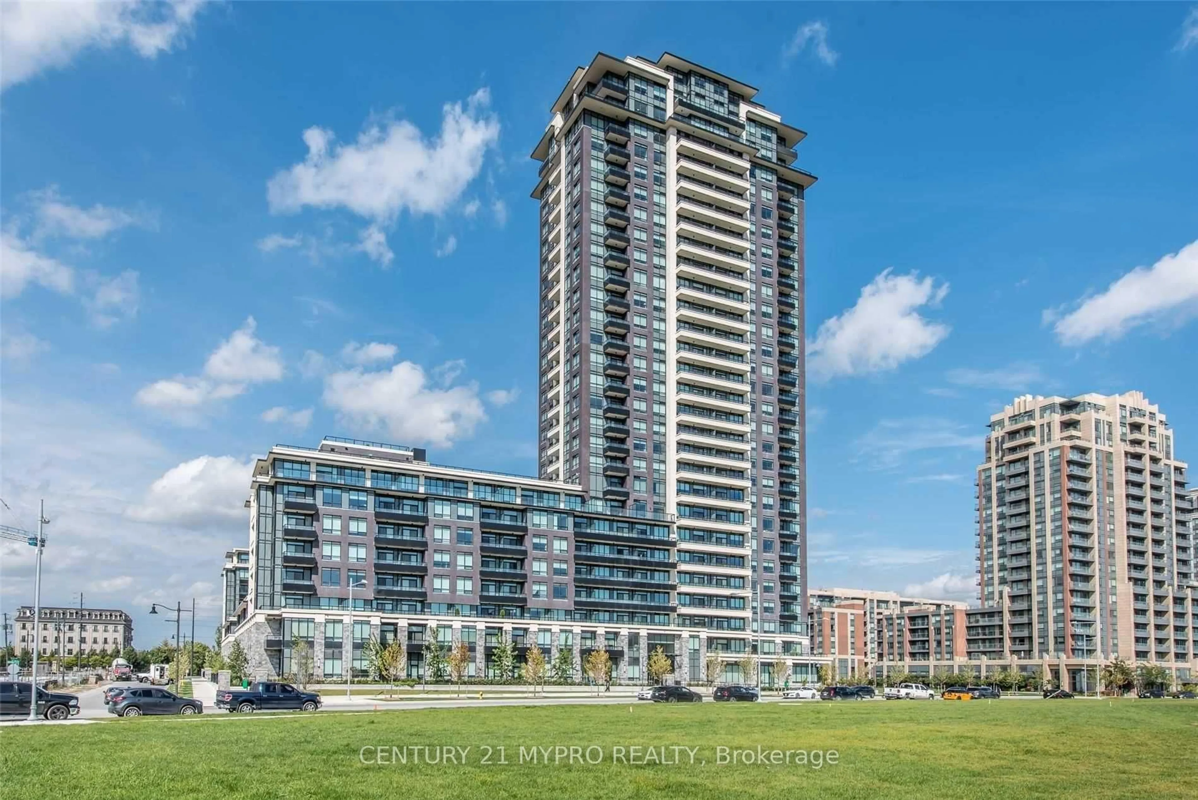 A pic from outside/outdoor area/front of a property/back of a property/a pic from drone, building for 15 Water Walk Dr #917, Markham Ontario L3P 1N3