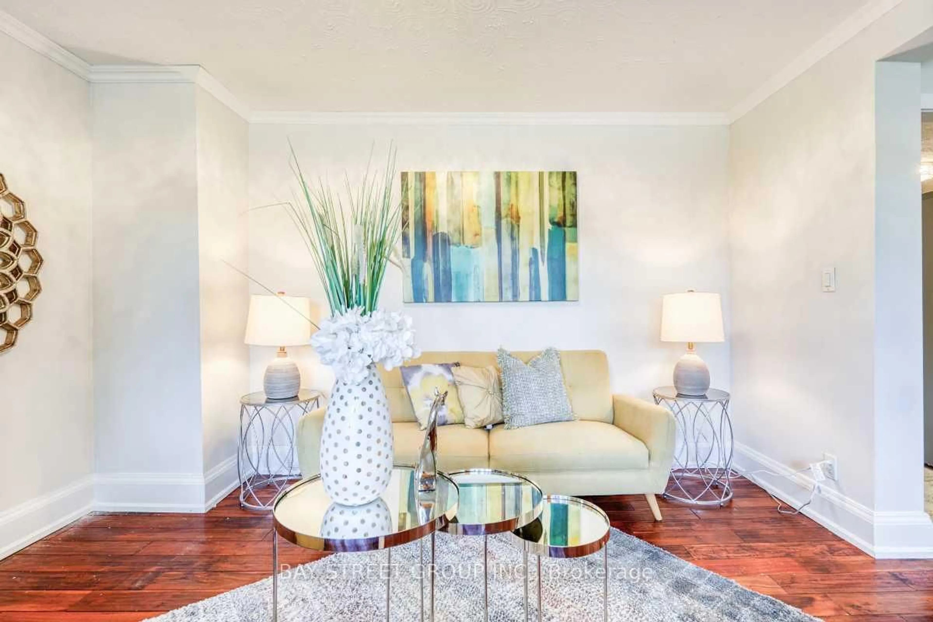 Living room with furniture, unknown for 115 Crosby Ave, Richmond Hill Ontario L4C 2R3