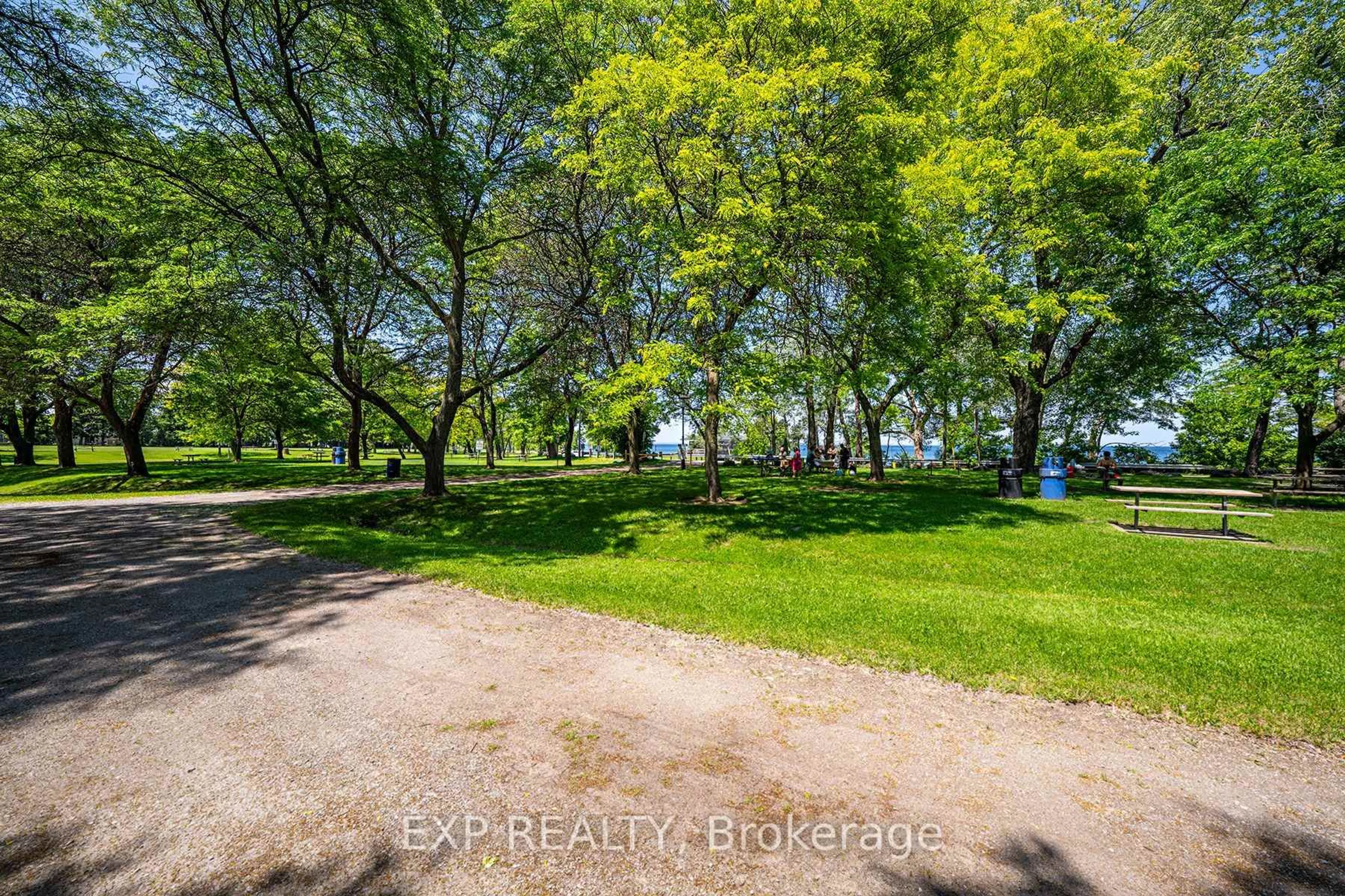 A pic from outside/outdoor area/front of a property/back of a property/a pic from drone, water/lake/river/ocean view for 35 Alexander Blvd, Georgina Ontario L0E 1L0