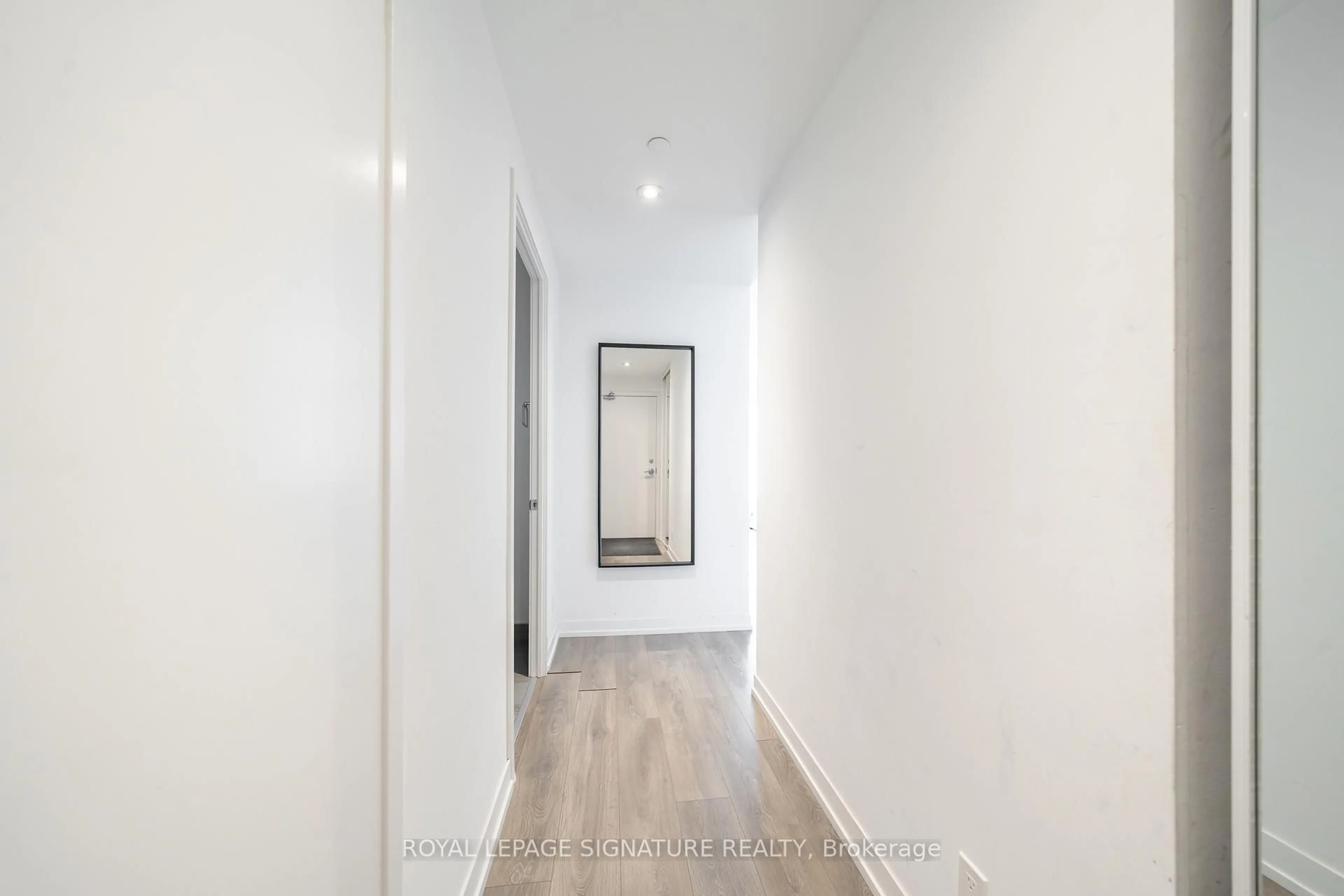 Unknown for 5 Buttermill Ave #1005, Vaughan Ontario L4K 0J5