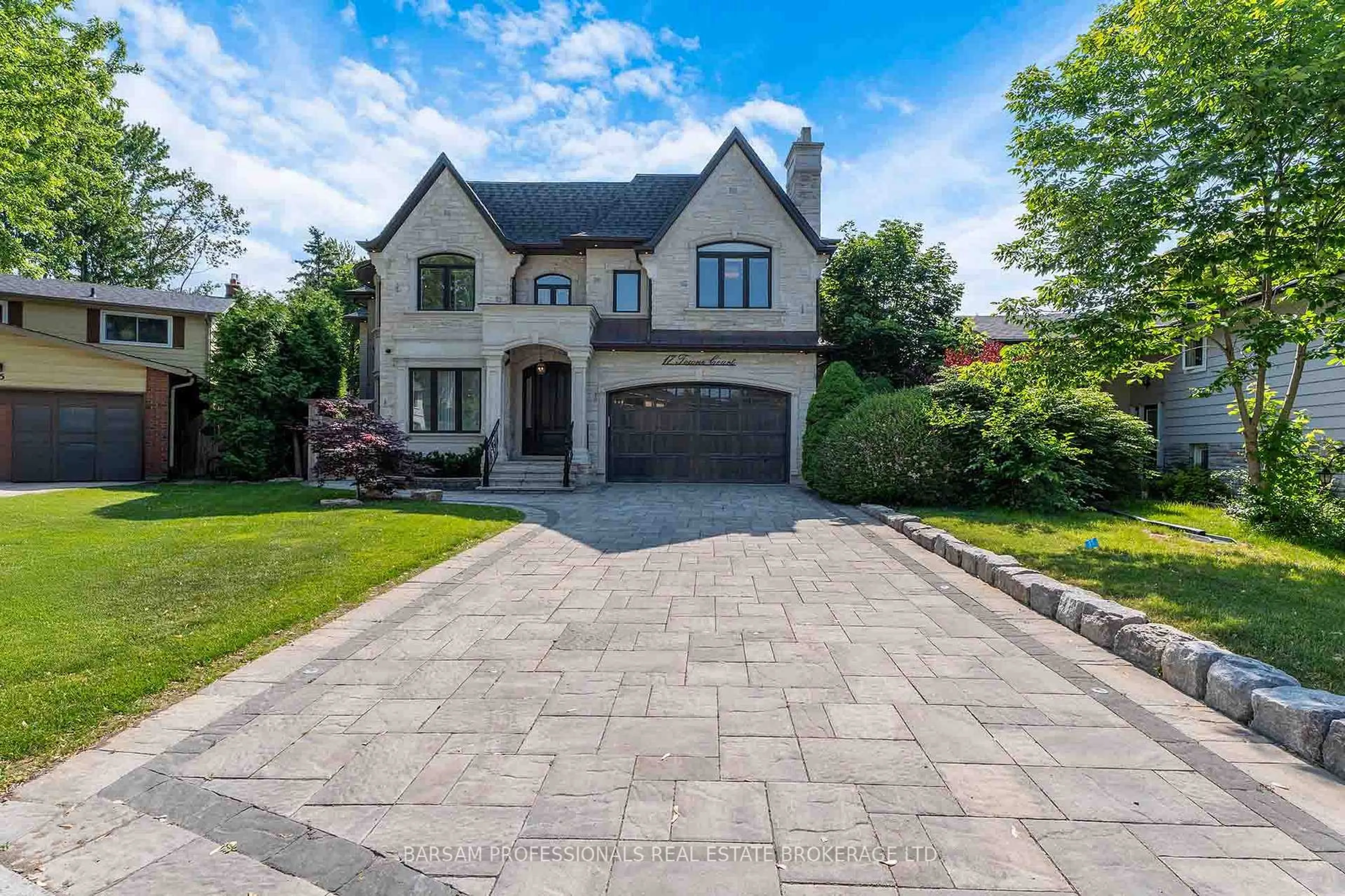 Home with brick exterior material, street for 17 Towne Crt, Markham Ontario L3R 1X4