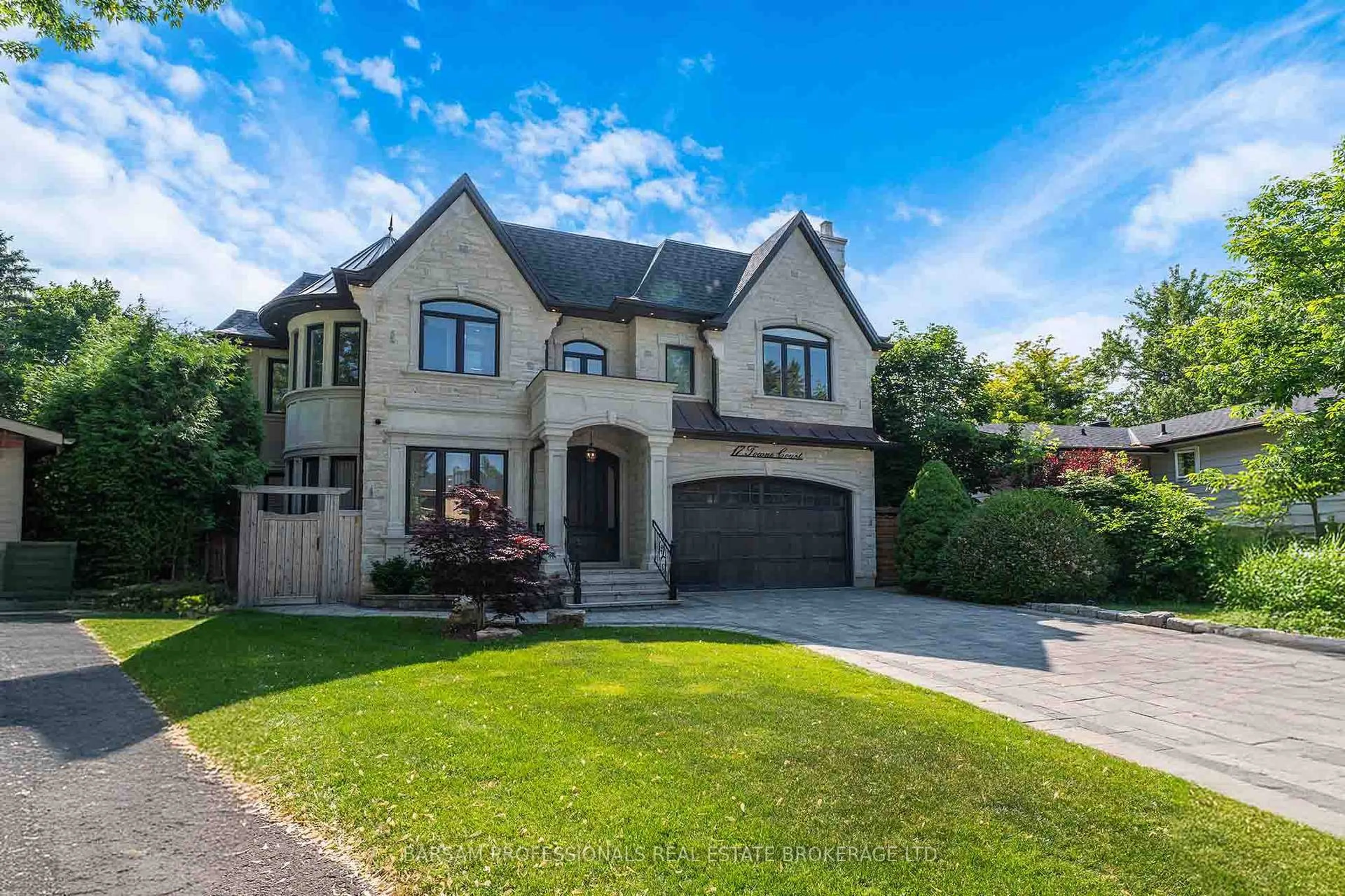 Home with brick exterior material, street for 17 Towne Crt, Markham Ontario L3R 1X4