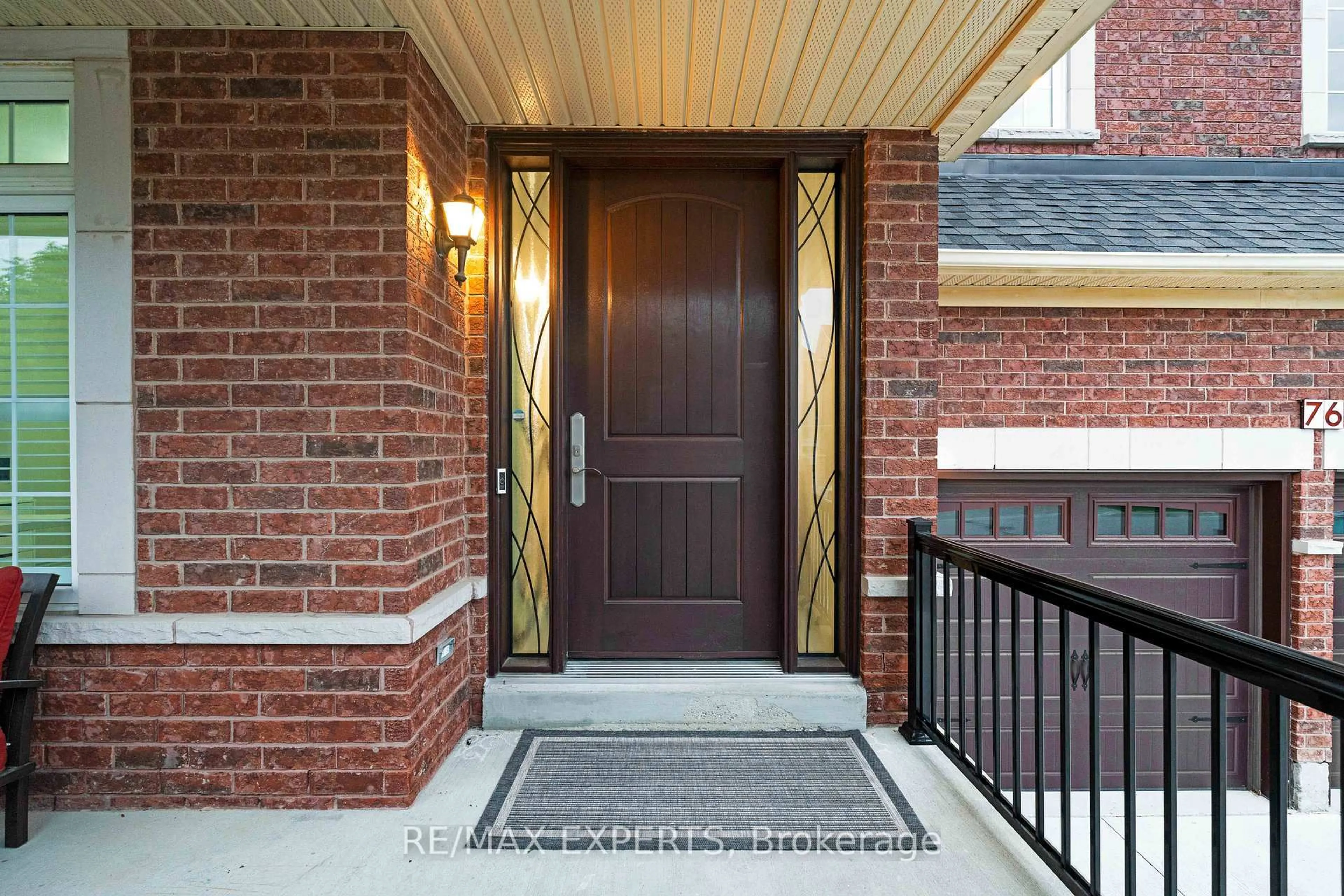 Indoor entryway for 76 Cetona Ave, Vaughan Ontario L4H 3A2