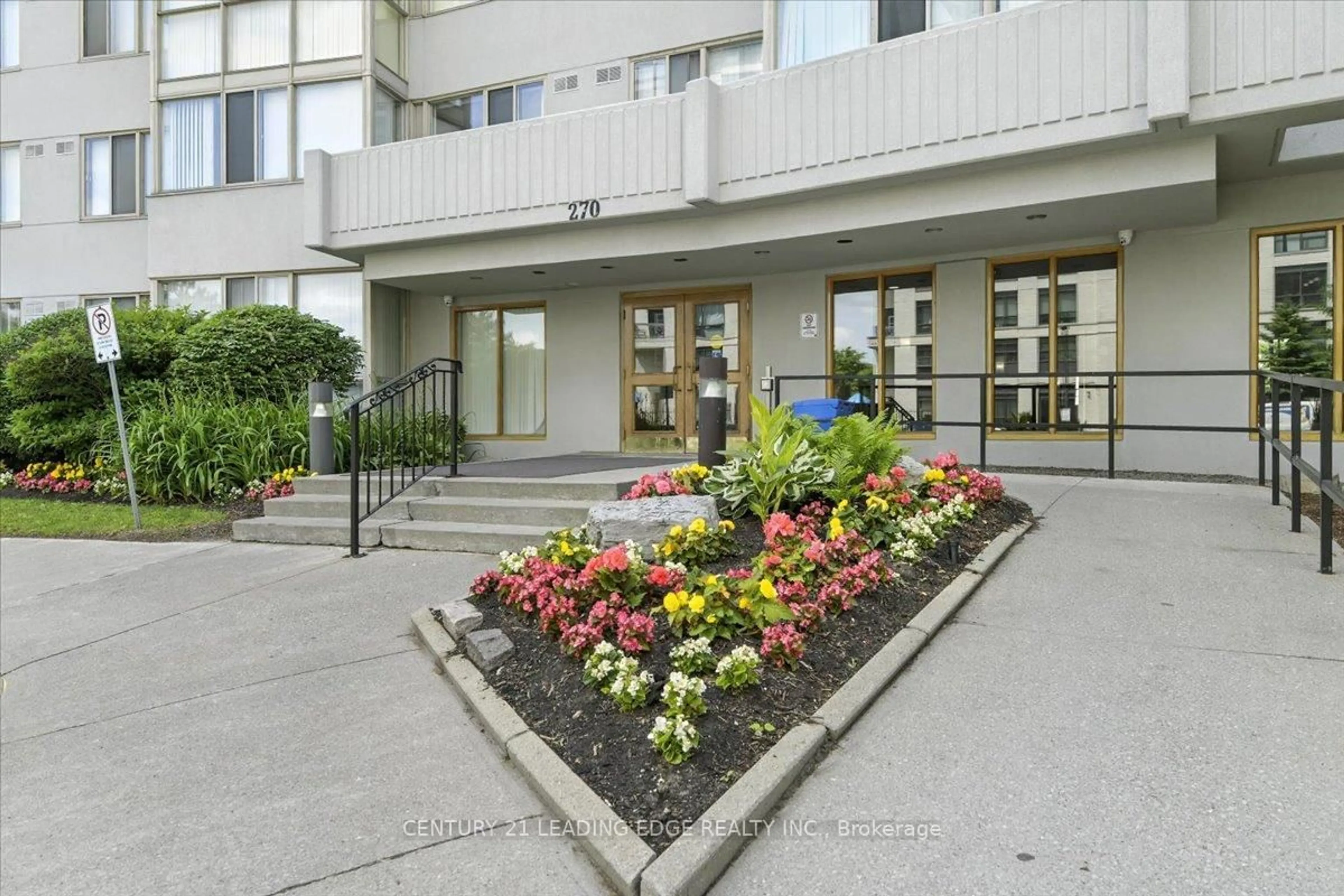 Unknown for 270 DAVIS Dr #102, Newmarket Ontario L3Y 8K2