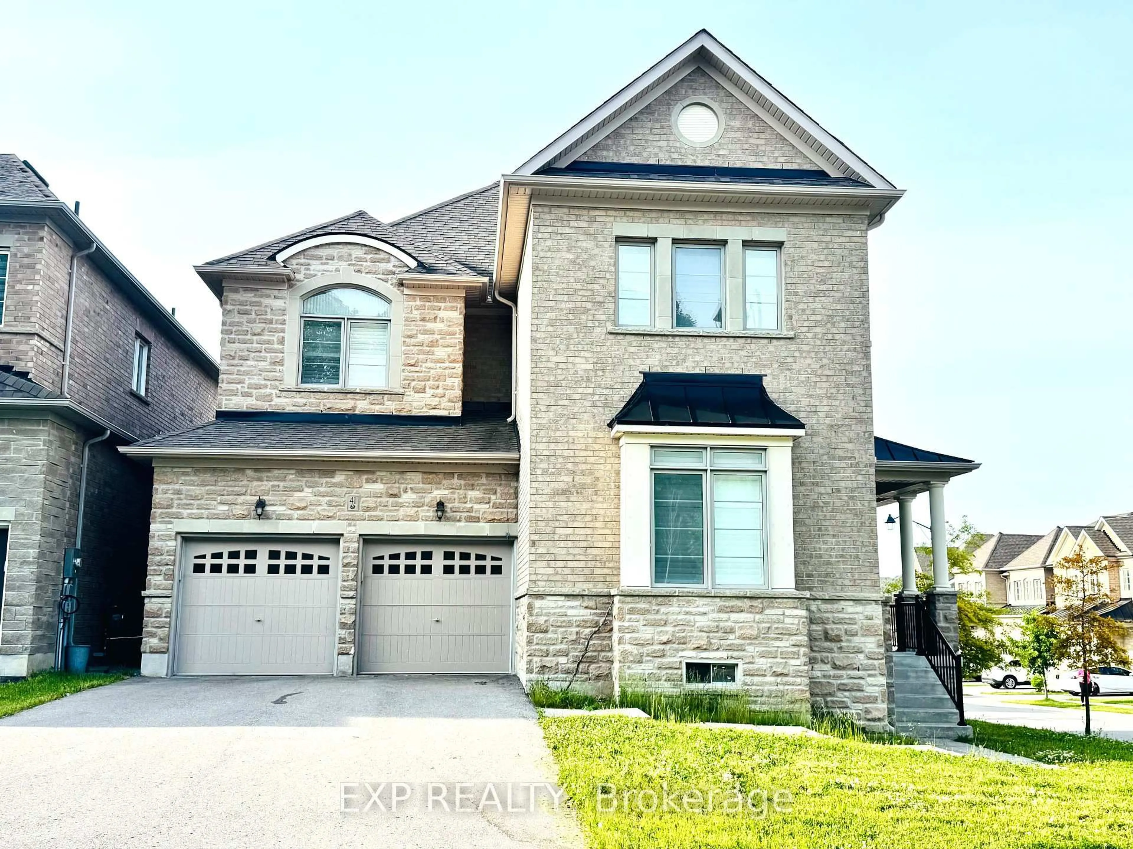 Home with brick exterior material, street for 41 Walter Tunny Cres, East Gwillimbury Ontario L9N 0R4
