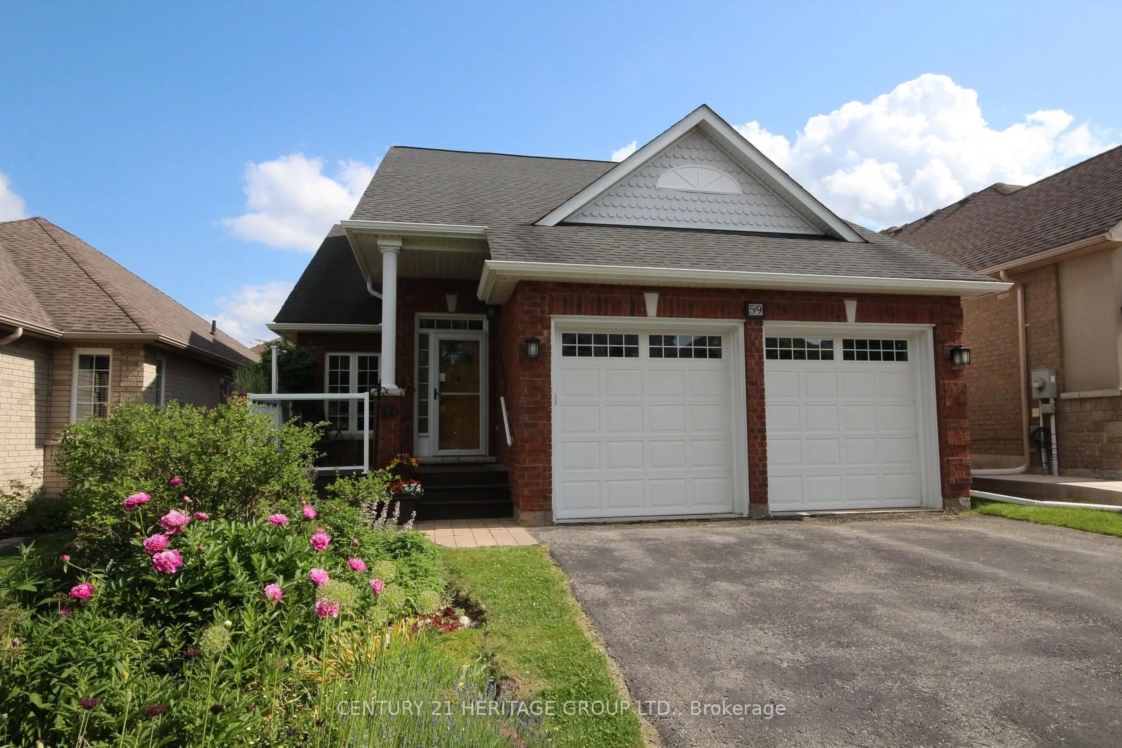 Home with brick exterior material, street for 59 Highland Terr, Bradford West Gwillimbury Ontario L3Z 3E9