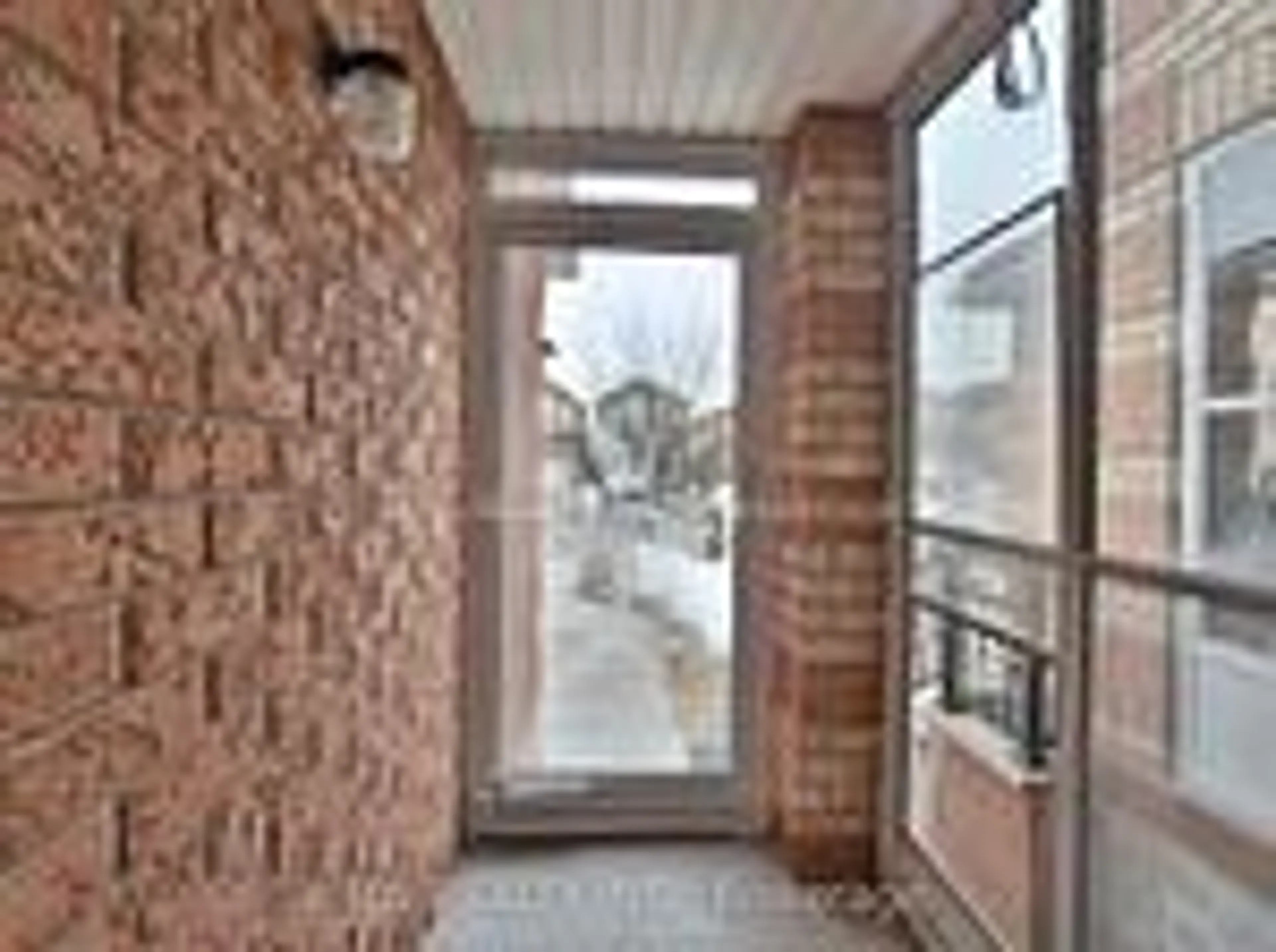 Indoor entryway for 17 Kruger Rd, Markham Ontario L3S 3X1