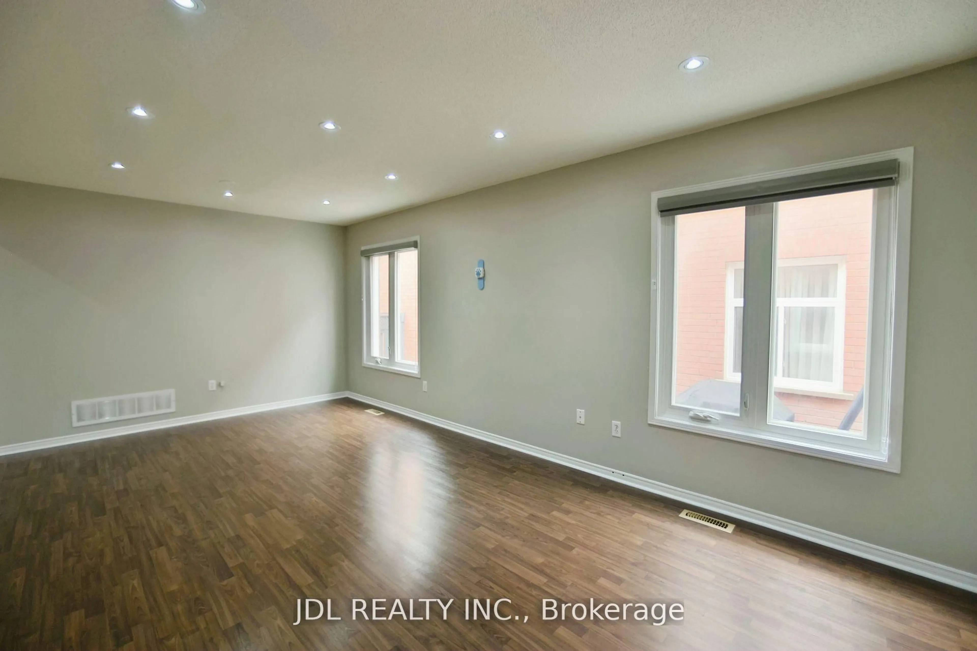 A pic of a room for 17 Kruger Rd, Markham Ontario L3S 3X1