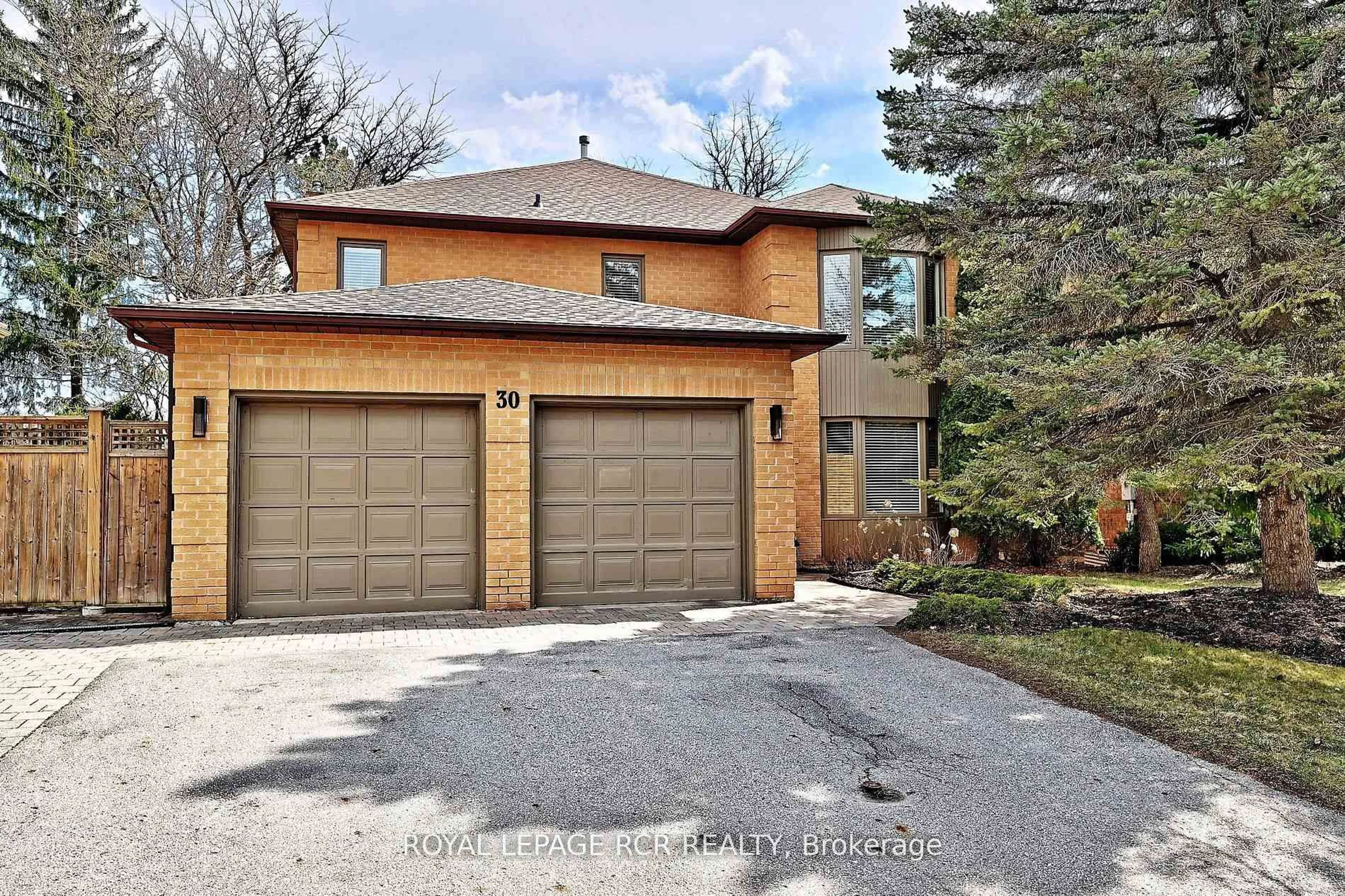 Home with brick exterior material, street for 30 Owls Foot Cres, Aurora Ontario L4G 6A2