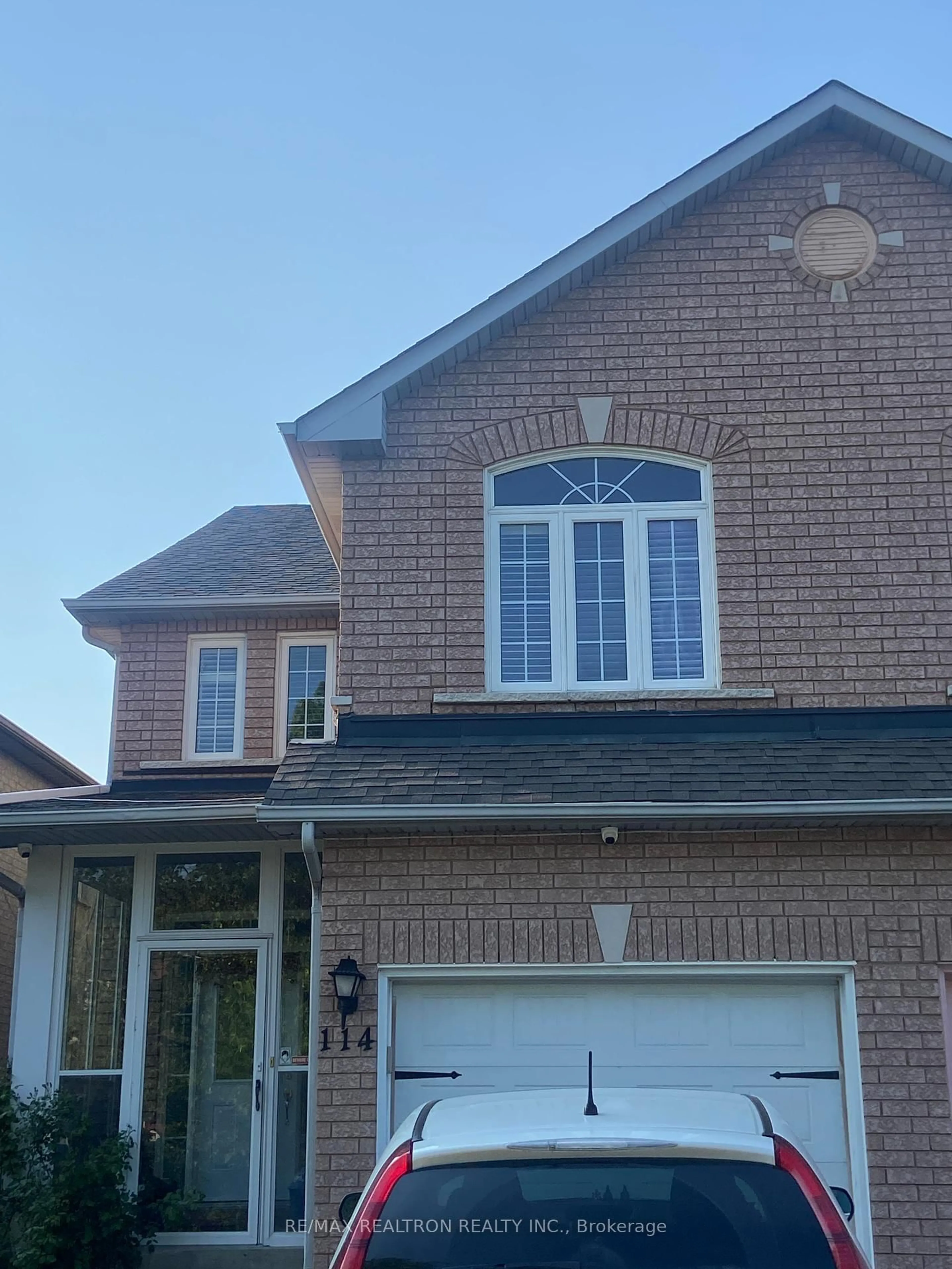 Home with brick exterior material, street for 114 Trail Ridge Lane, Markham Ontario L6C 2C2