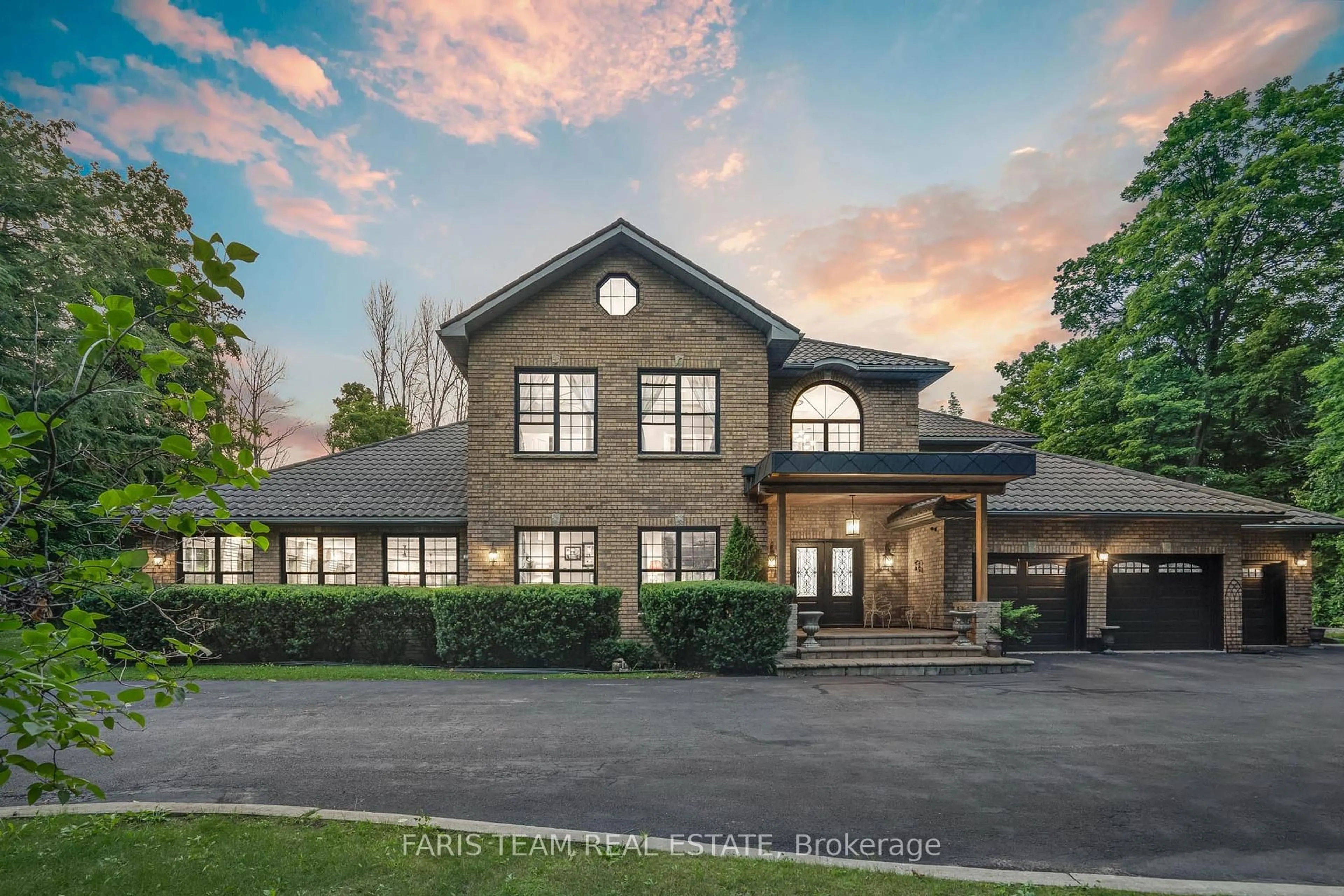 Home with brick exterior material, street for 1826 Quantz Cres, Innisfil Ontario L9S 1X2