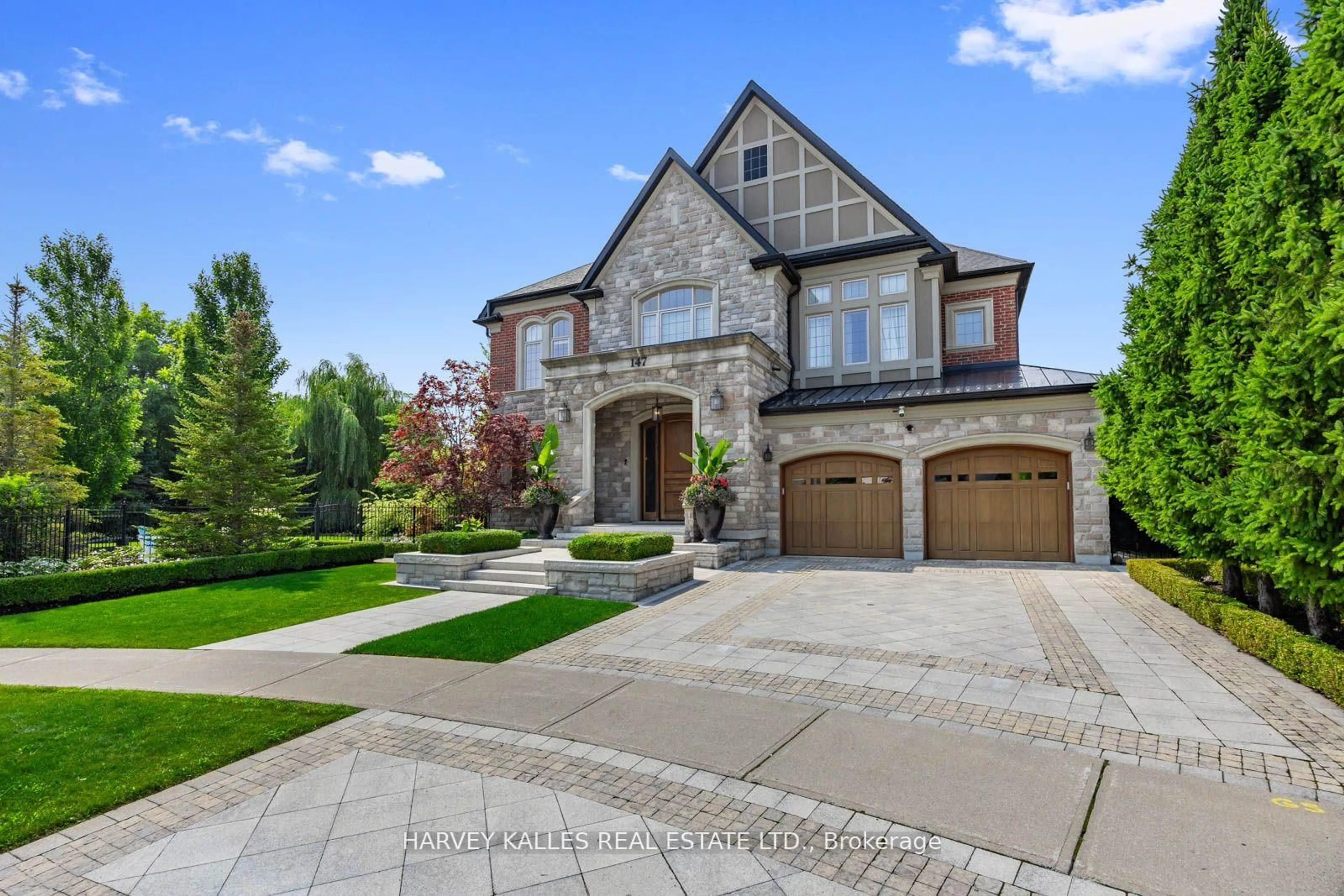Home with brick exterior material, street for 147 Cooks Mill Cres, Vaughan Ontario L6A 0L1