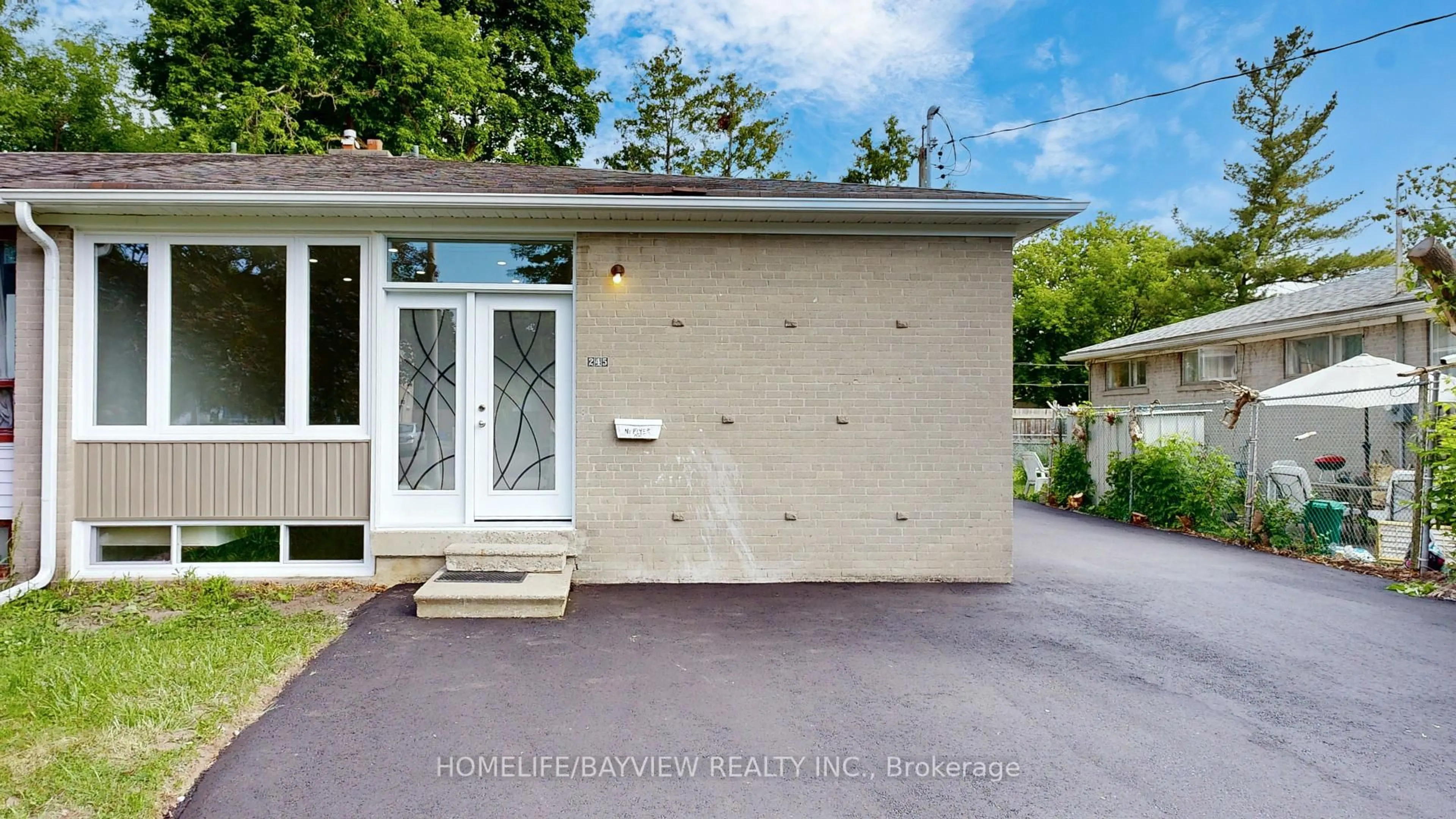 Unknown for 245 Alsace Rd, Richmond Hill Ontario L4C 2W9