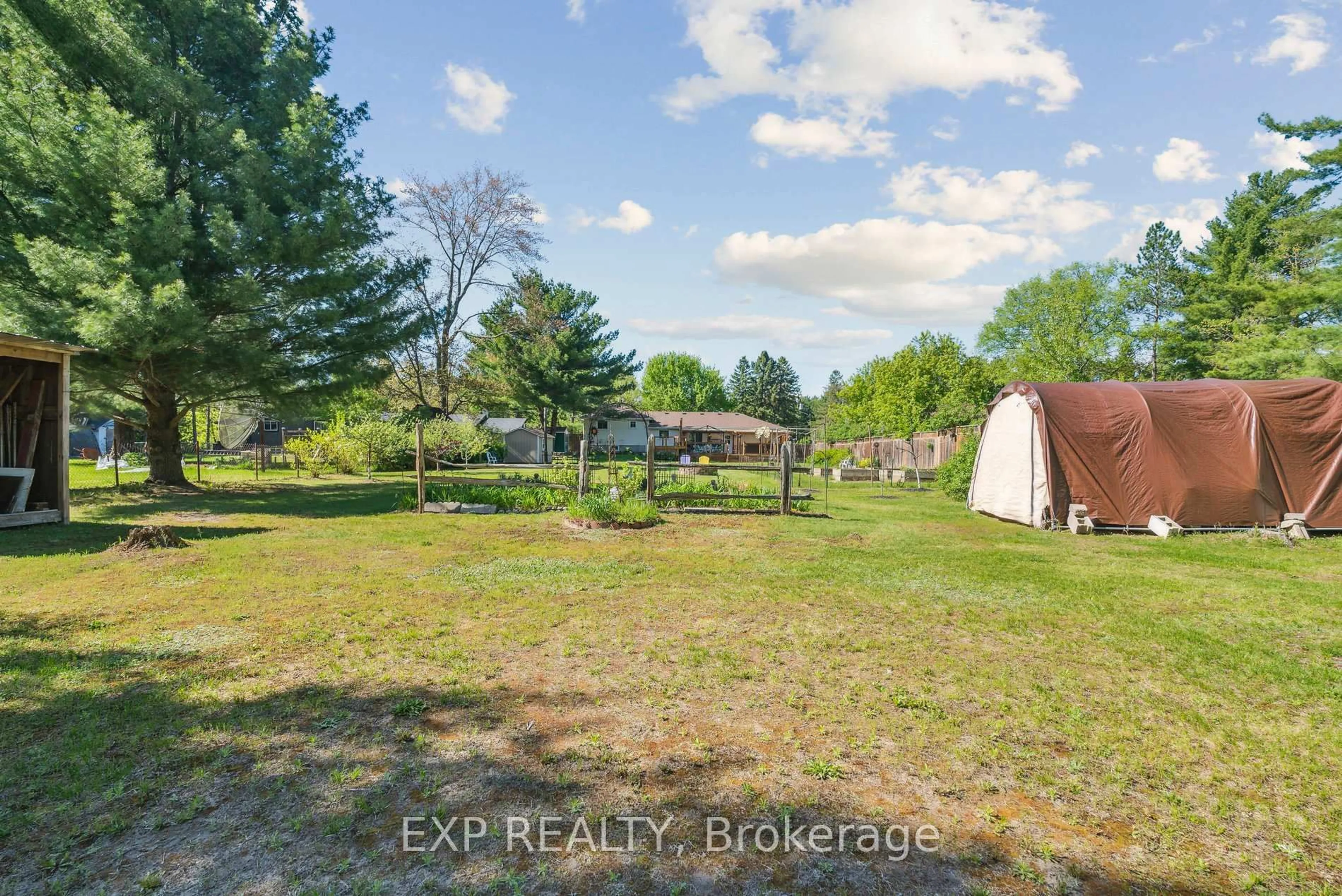 A pic from outside/outdoor area/front of a property/back of a property/a pic from drone, unknown for 8245 Concession  2 Rd, Adjala-Tosorontio Ontario L0M 1M0