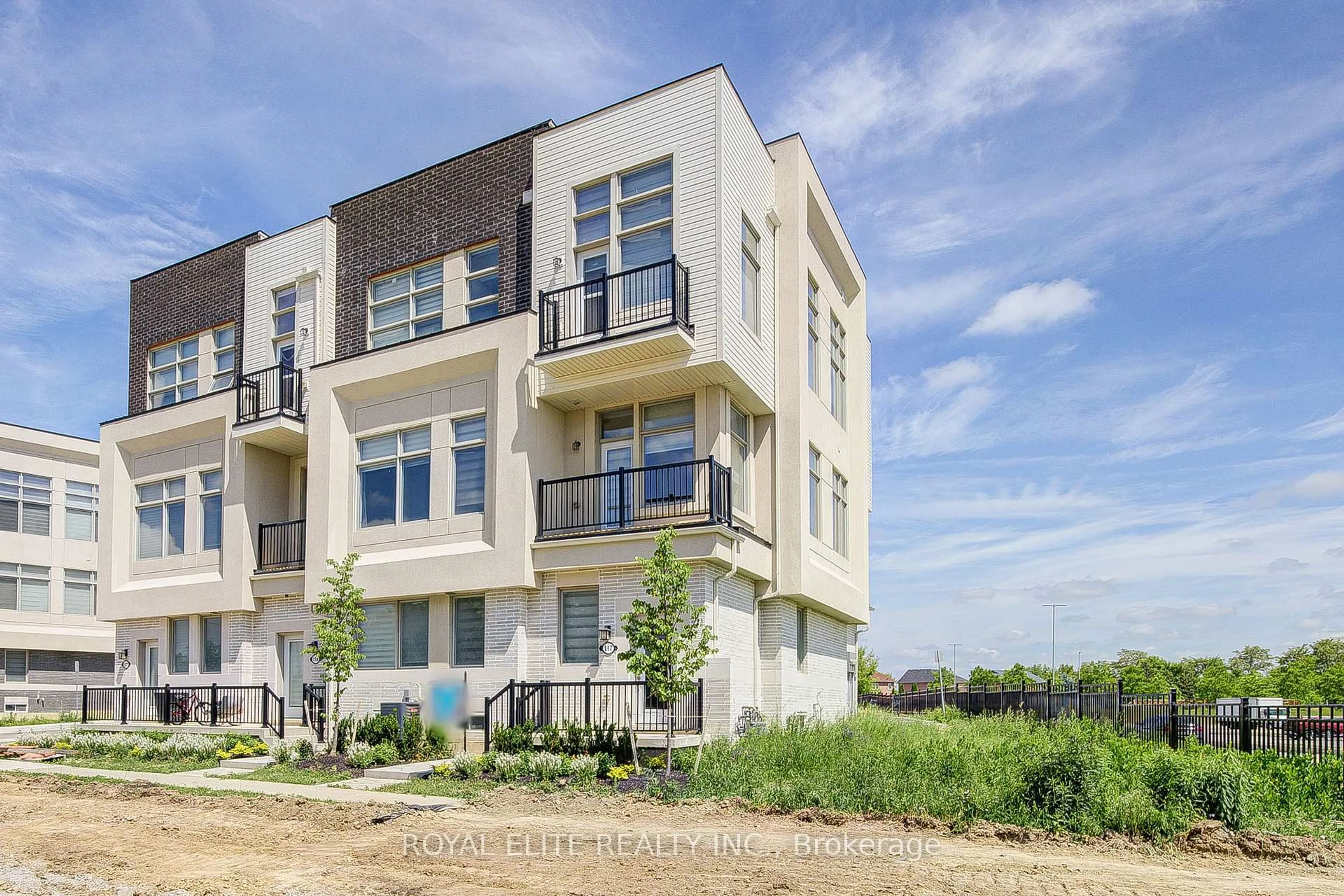 Unknown for 117 Markland St, Markham Ontario L6C 3B5