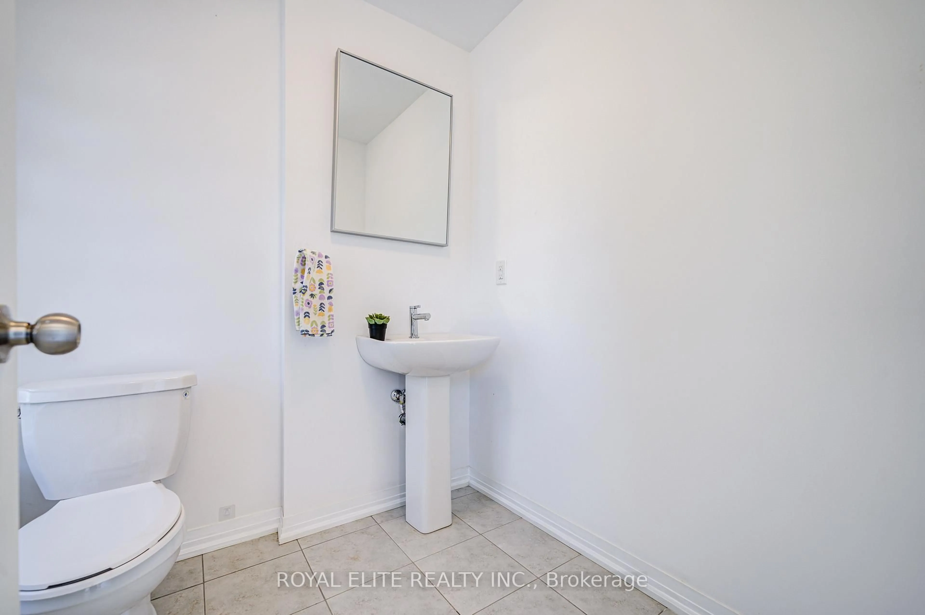 Standard bathroom, unknown for 117 Markland St, Markham Ontario L6C 3B5
