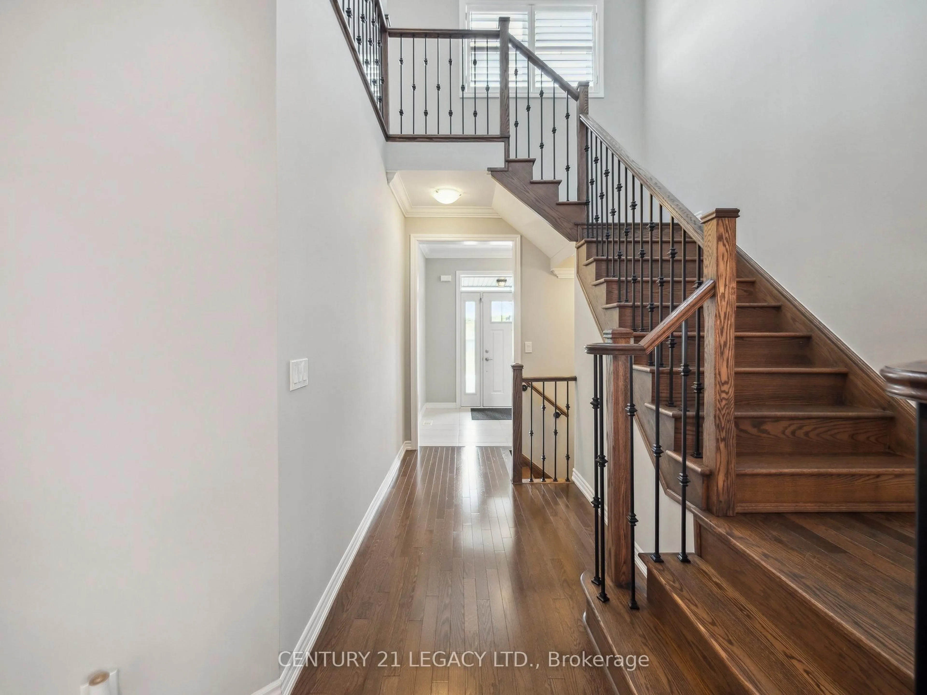 Unknown for 53 Chessington Ave, East Gwillimbury Ontario L9N 0R5