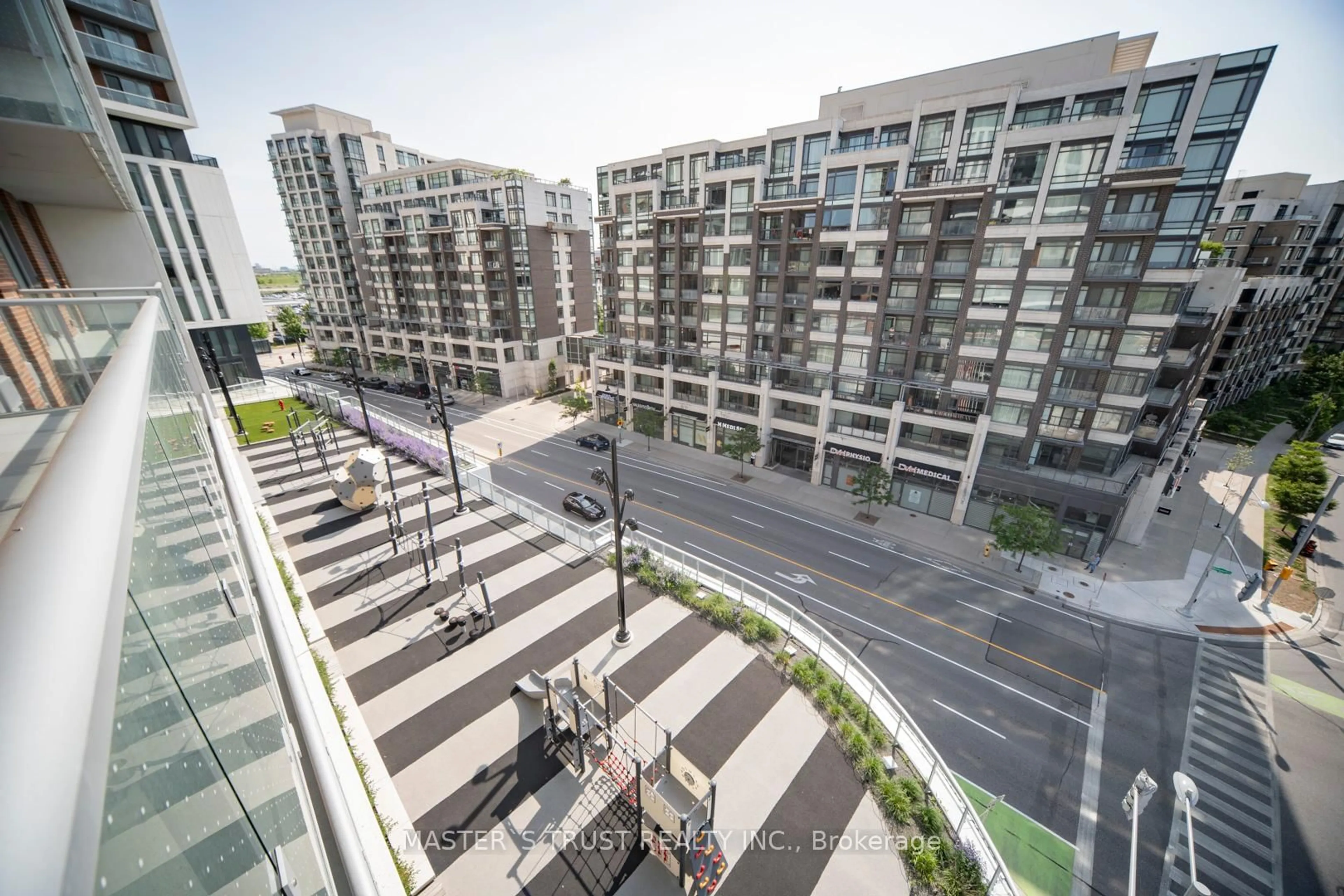 A pic from outside/outdoor area/front of a property/back of a property/a pic from drone, city buildings view from balcony for 292 Verdale Crossing #804, Markham Ontario L6G 1B3