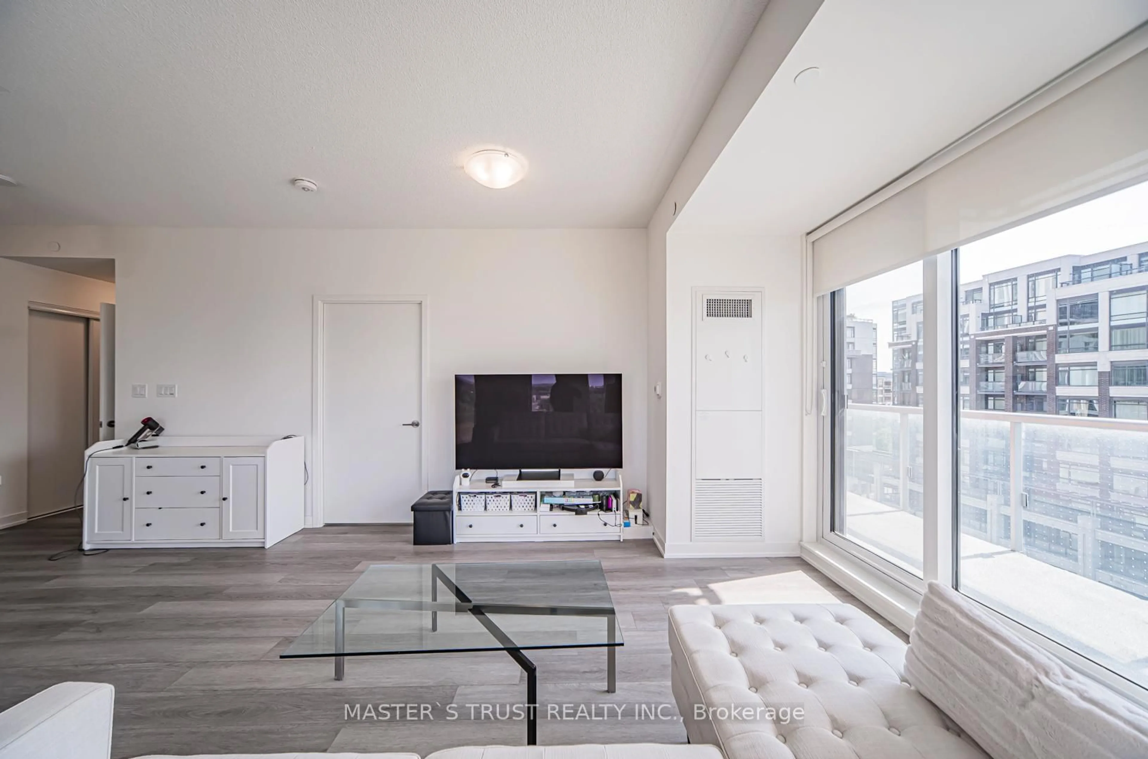 Living room with furniture, unknown for 292 Verdale Crossing #804, Markham Ontario L6G 1B3