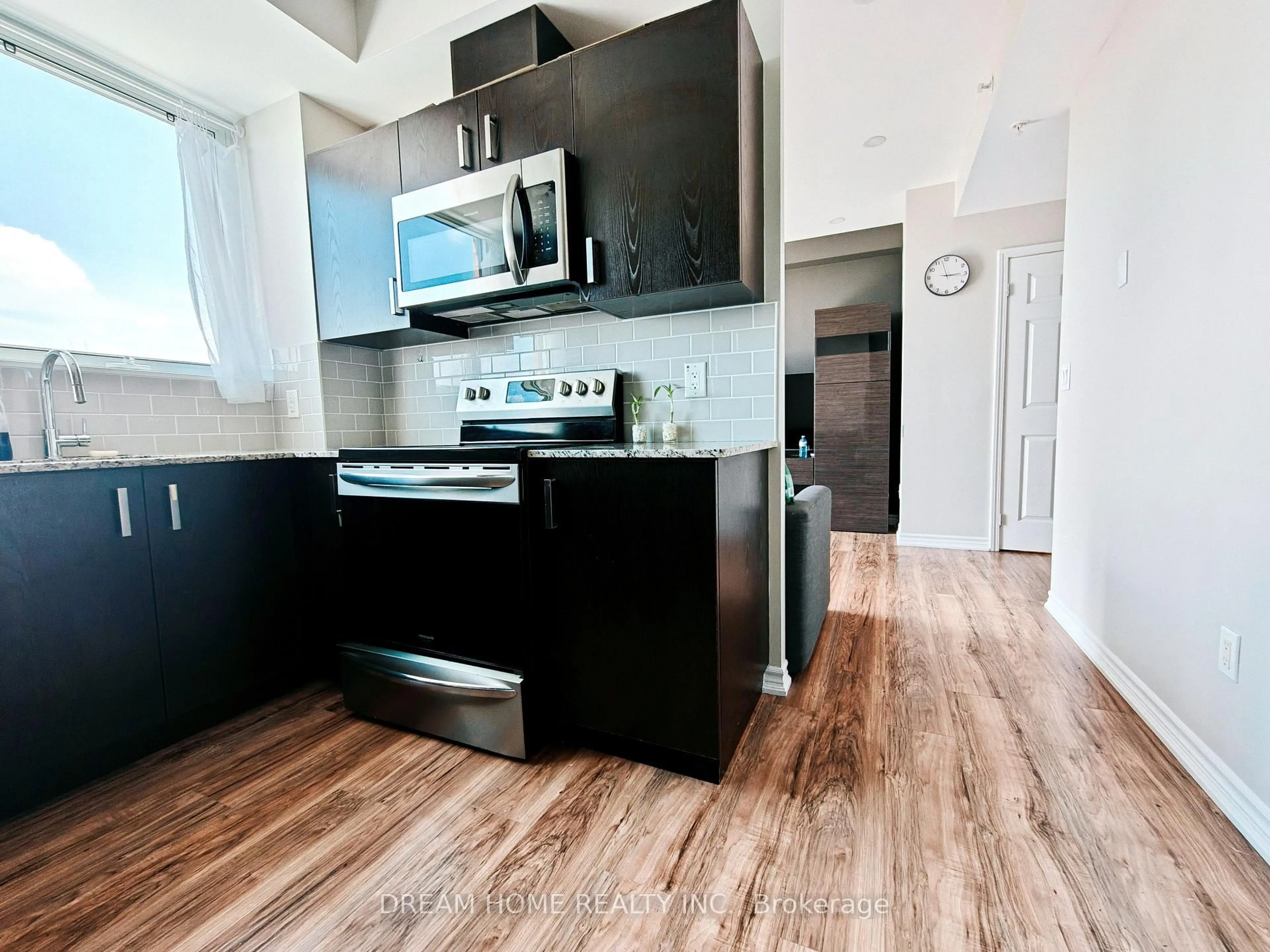 Unknown for 11611 Yonge St #510, Richmond Hill Ontario L4E 1G2