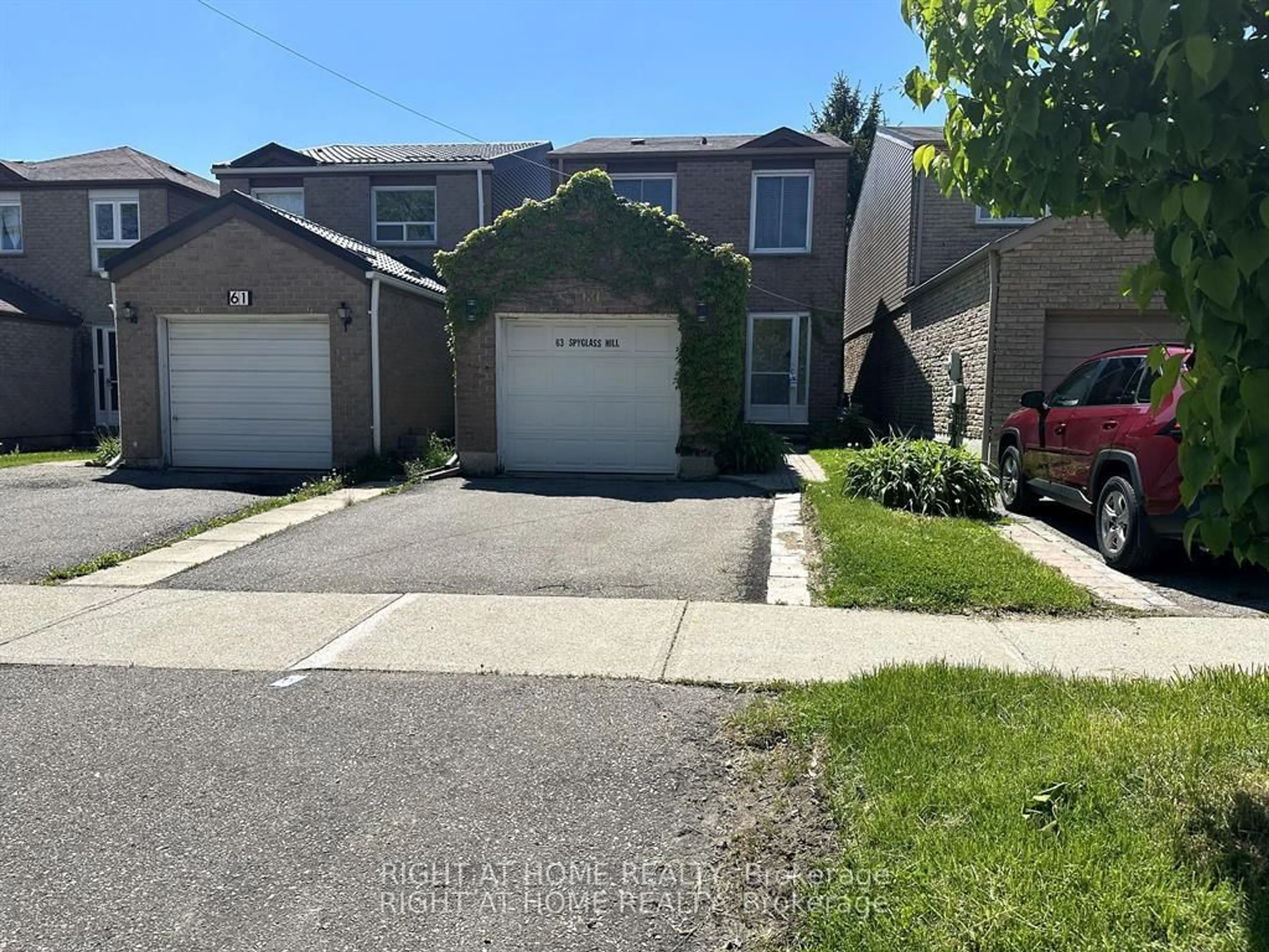 A pic from outside/outdoor area/front of a property/back of a property/a pic from drone, street for 63 Spyglass Hill Rd, Vaughan Ontario L4K 2K6