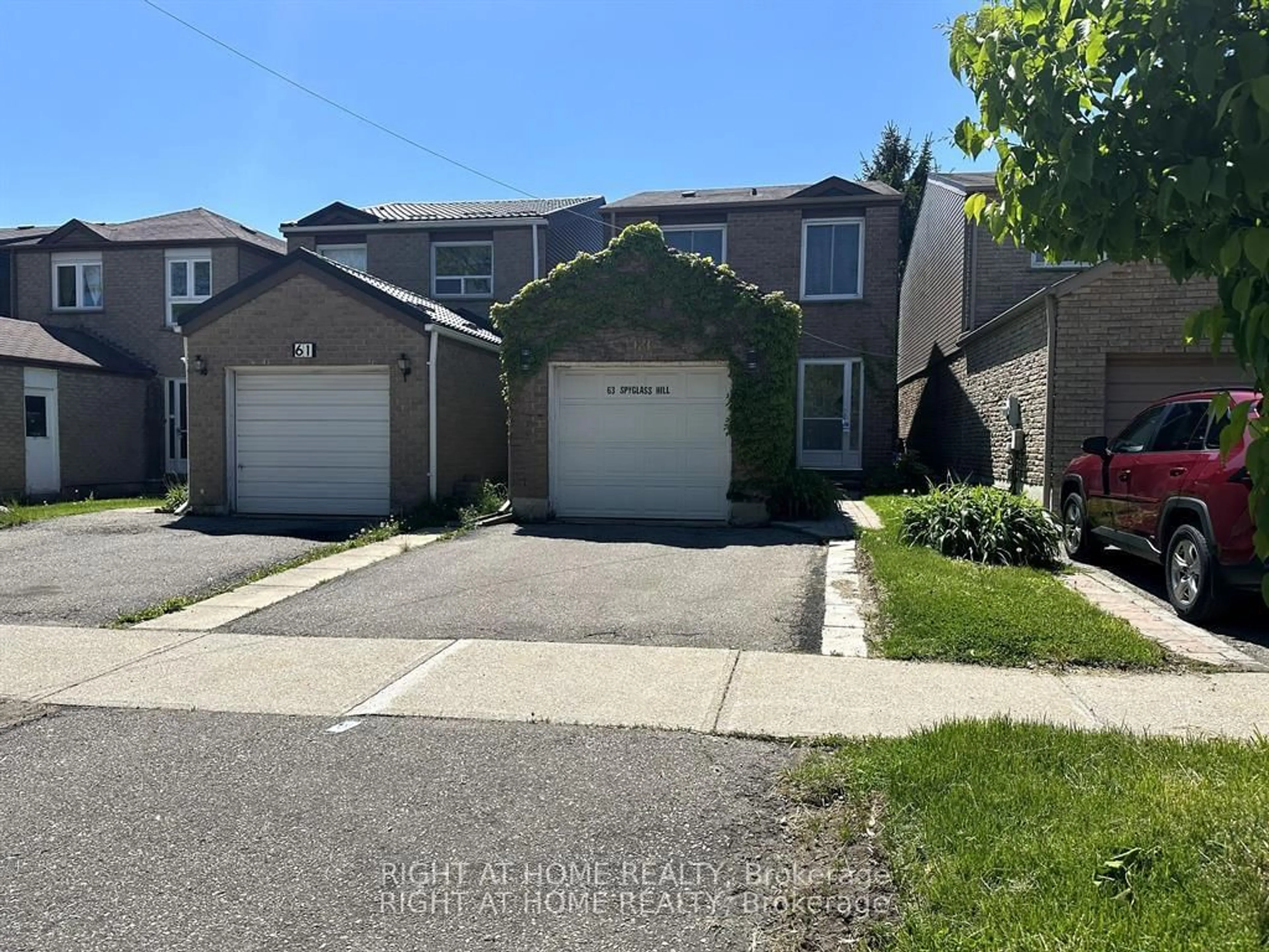 A pic from outside/outdoor area/front of a property/back of a property/a pic from drone, street for 63 Spyglass Hill Rd, Vaughan Ontario L4K 2K6