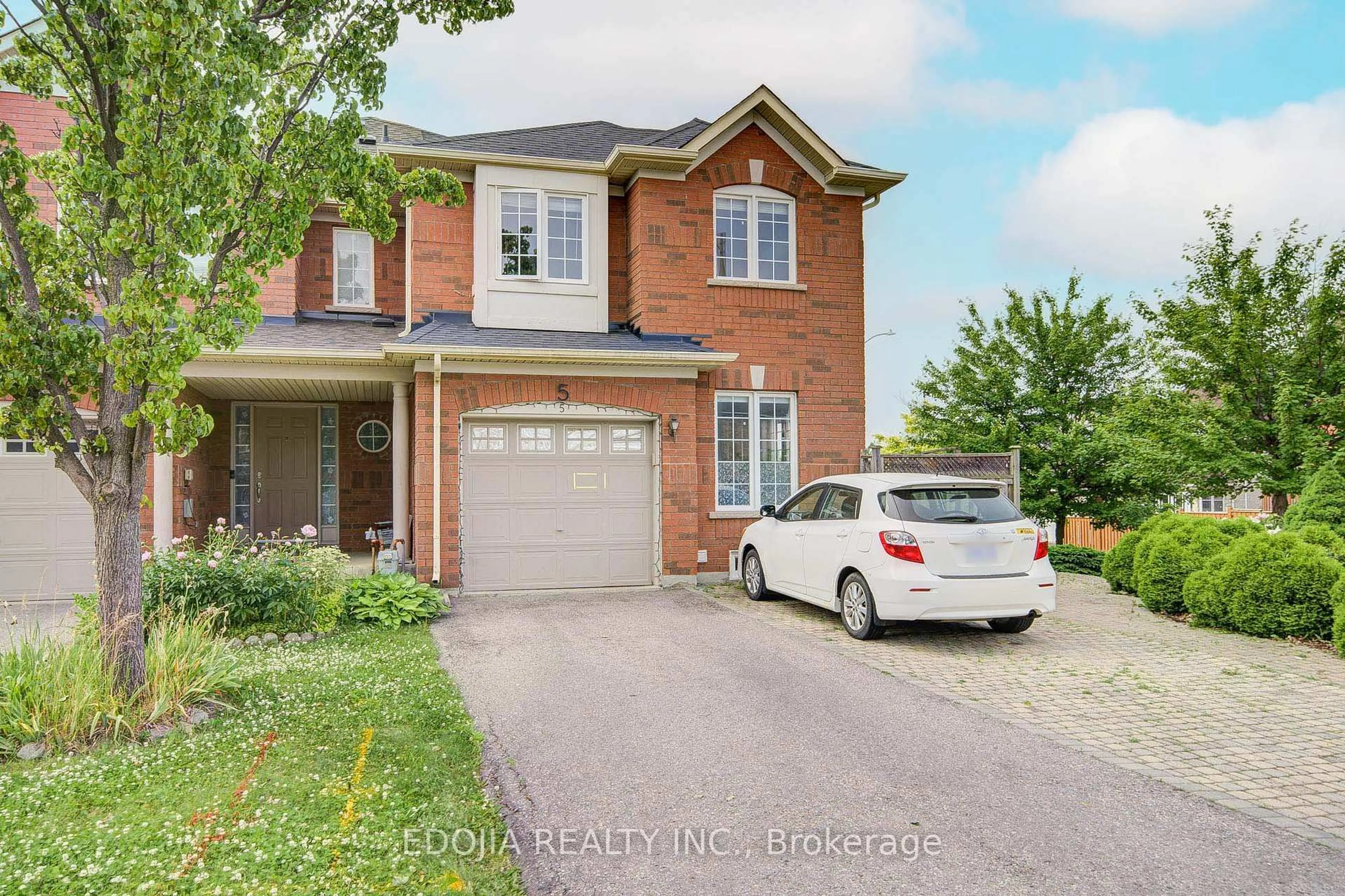 Home with brick exterior material, street for 5 Patullo Ave, Richmond Hill Ontario L4S 2S8