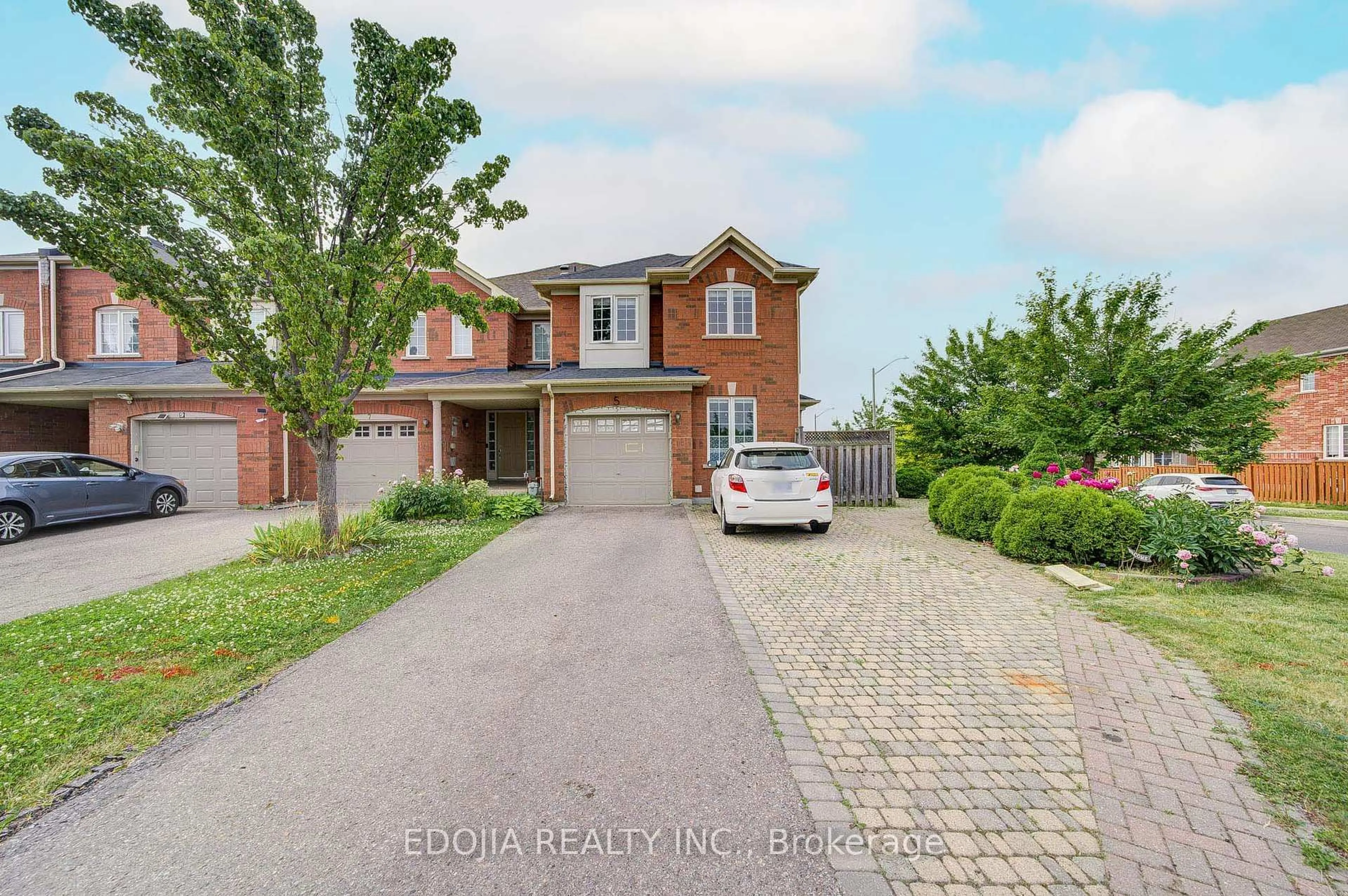 Home with brick exterior material, street for 5 Patullo Ave, Richmond Hill Ontario L4S 2S8