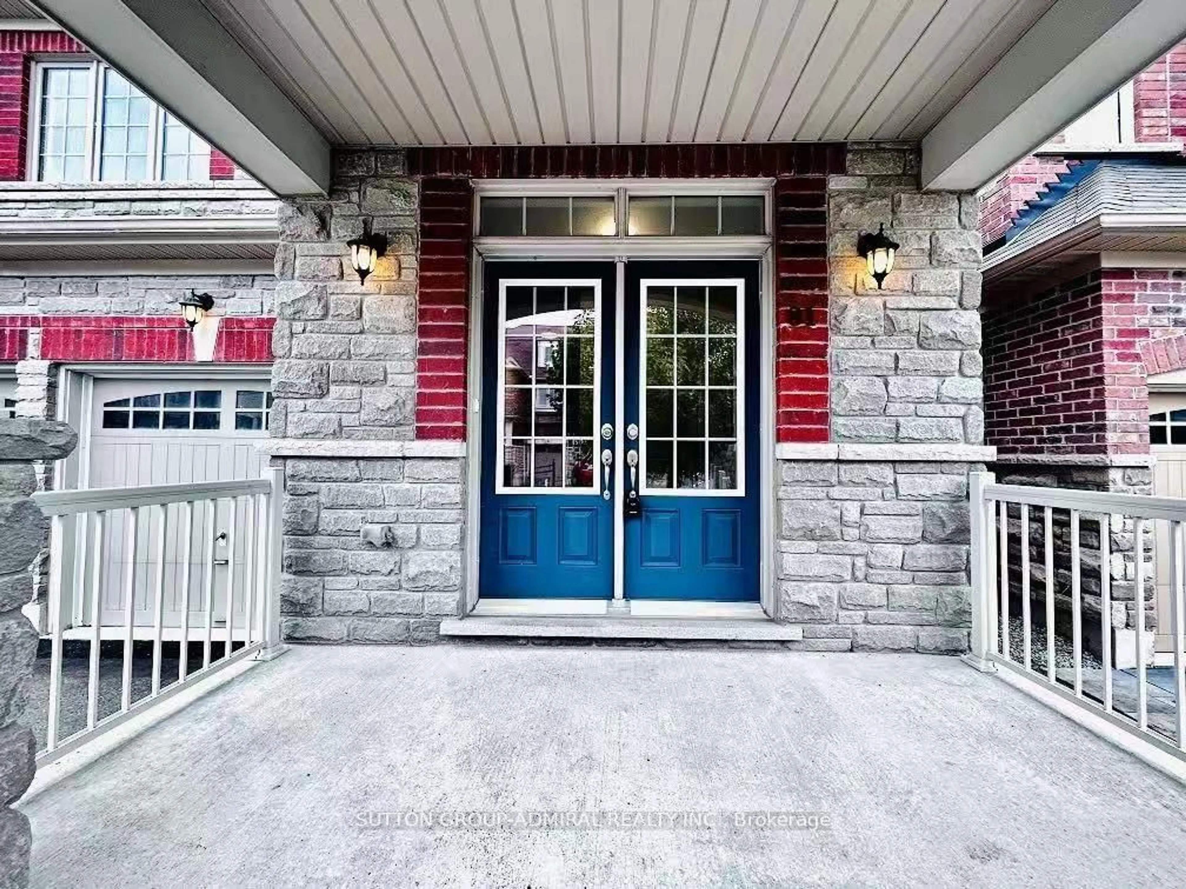 Indoor entryway for 81 Livante Crt, Markham Ontario L6C 1J5