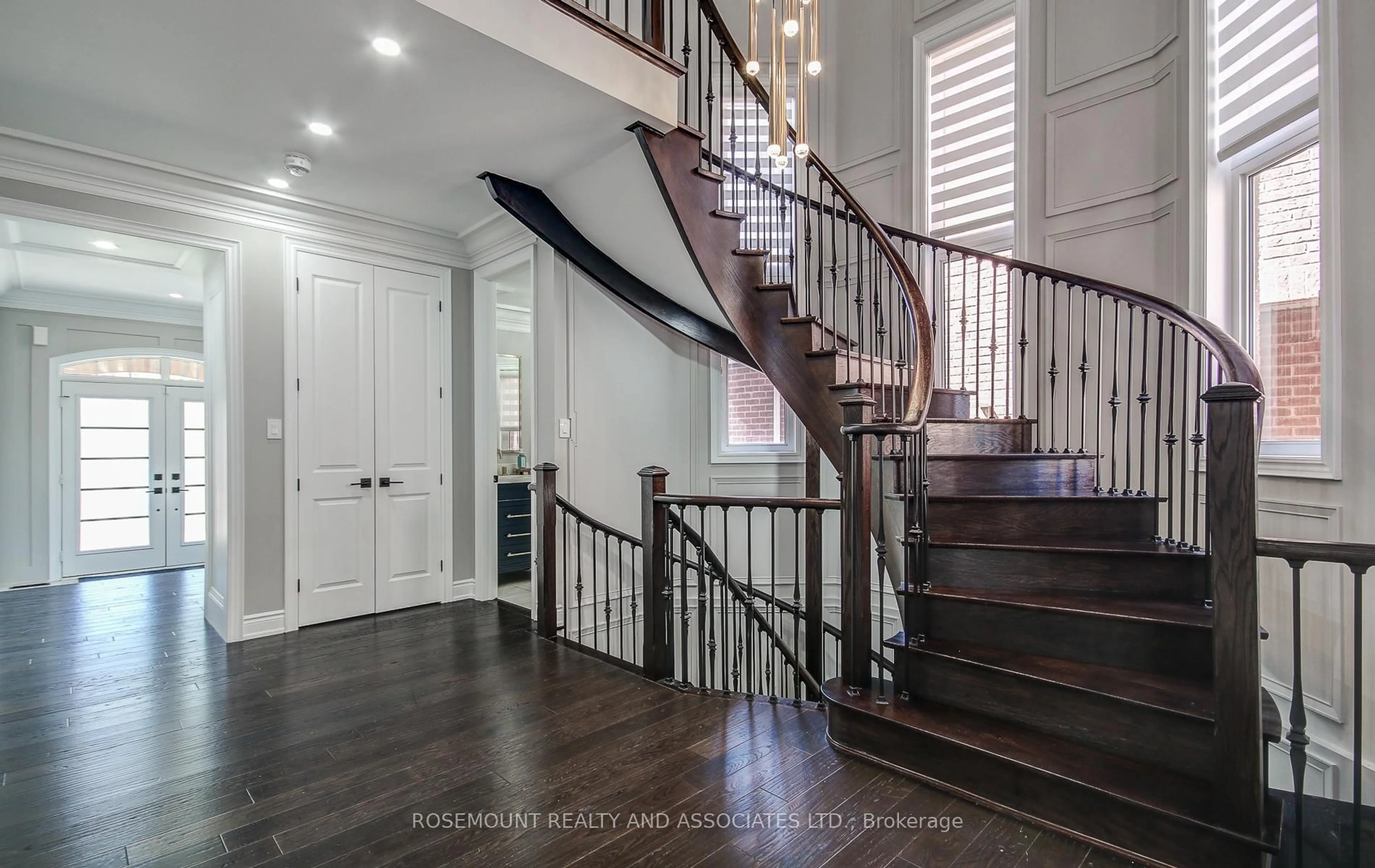 Unknown for 24 Elderslie Cres, Vaughan Ontario L4H 4L4