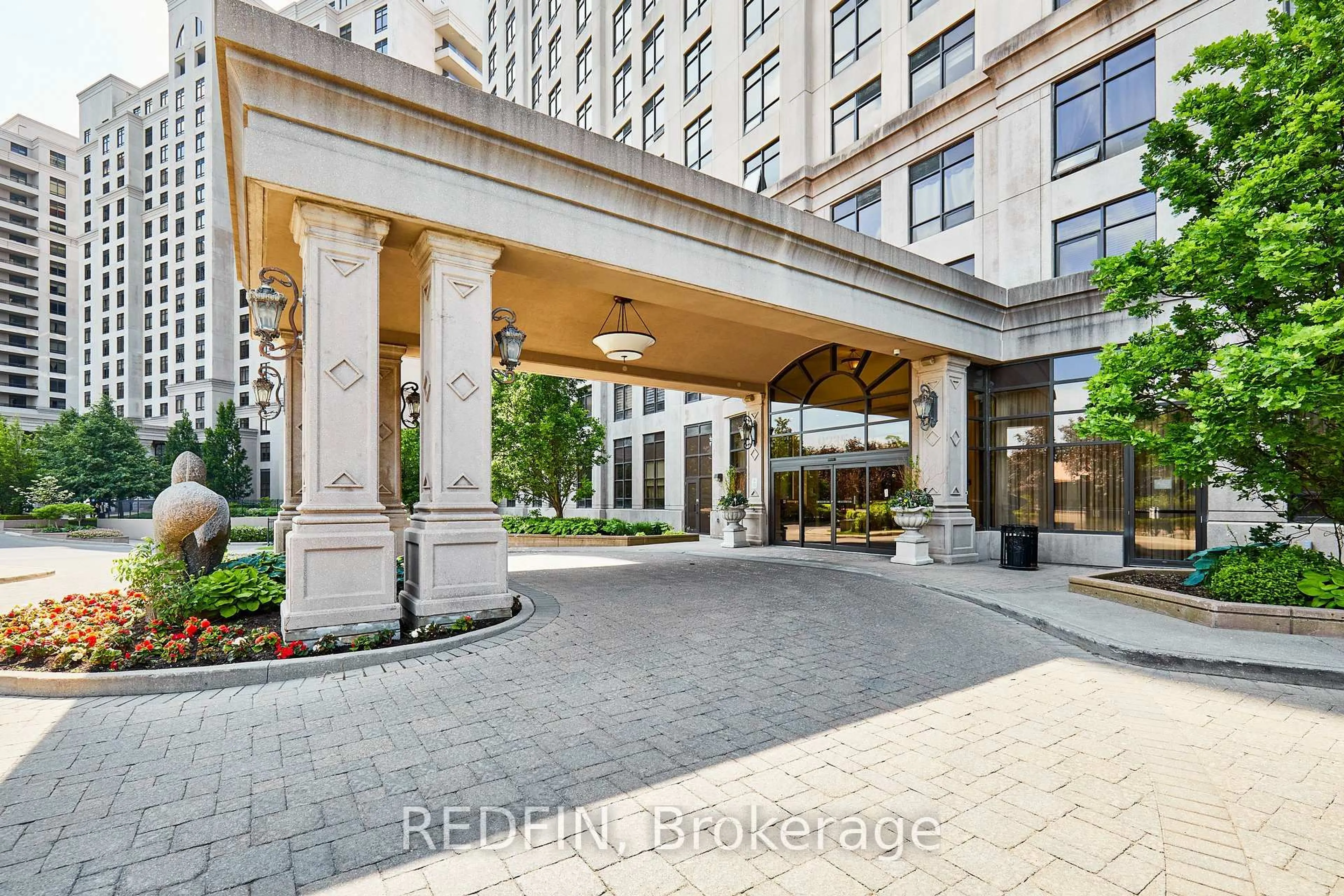 Unknown for 9235 Jane St #1016, Vaughan Ontario L6A 0J8
