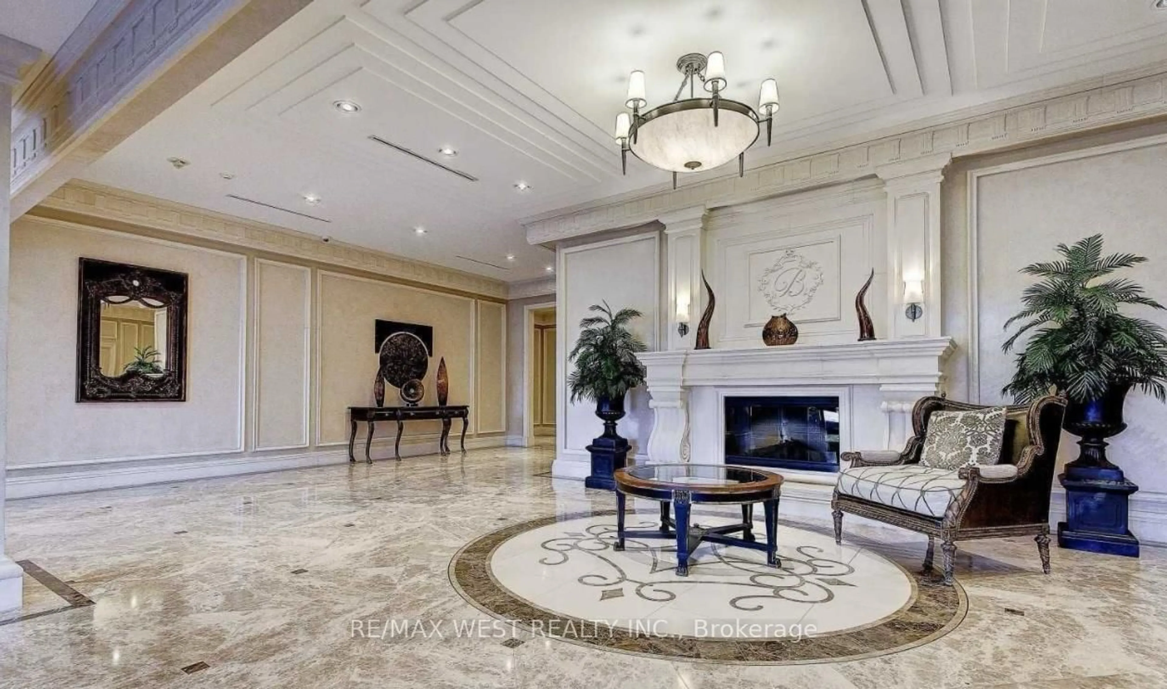 Lobby for 9235 Jane St #1404, Vaughan Ontario L6A 0J8