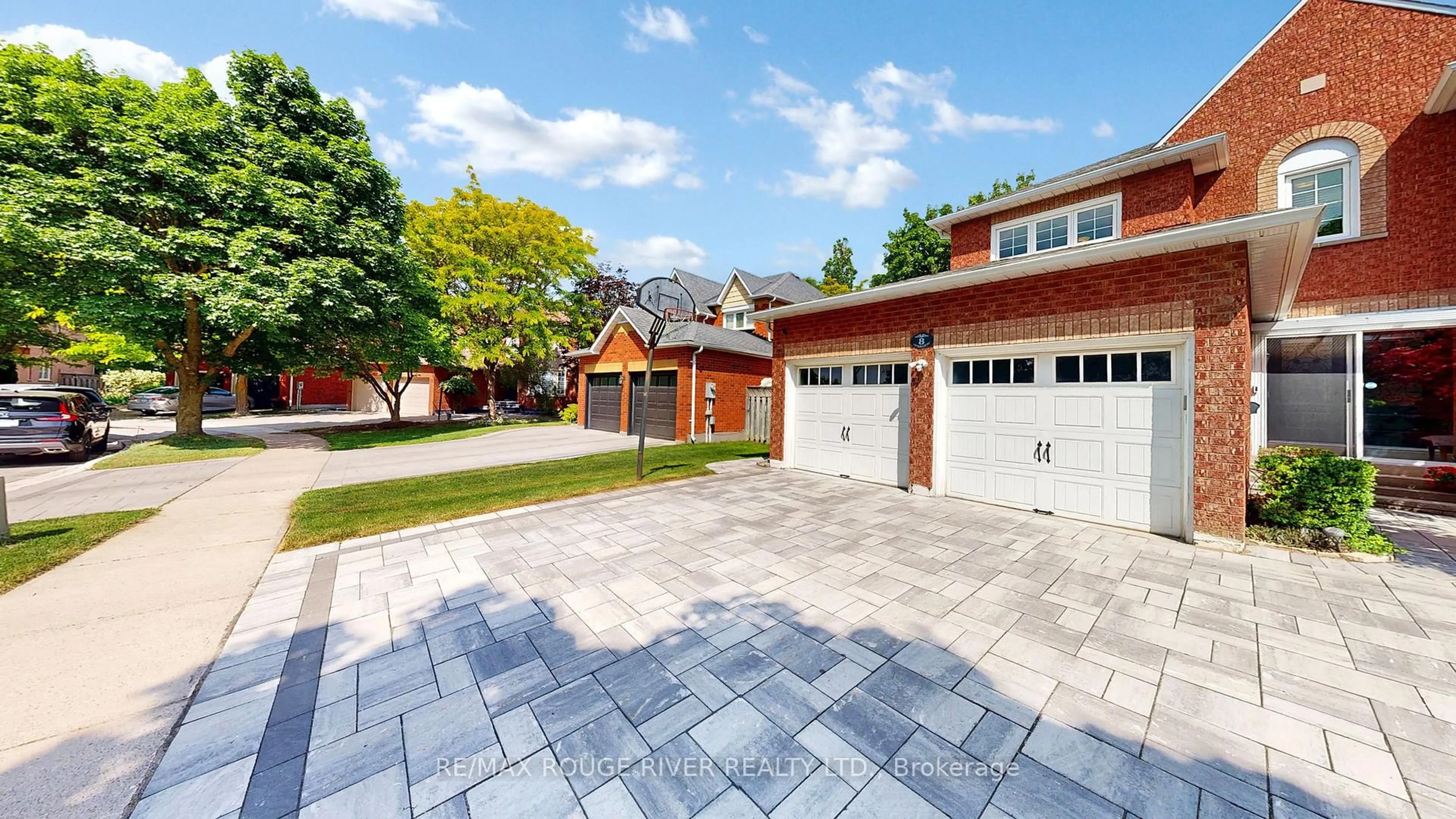 Home with brick exterior material, street for 8 Lismer Crt, Markham Ontario L3R 0G2