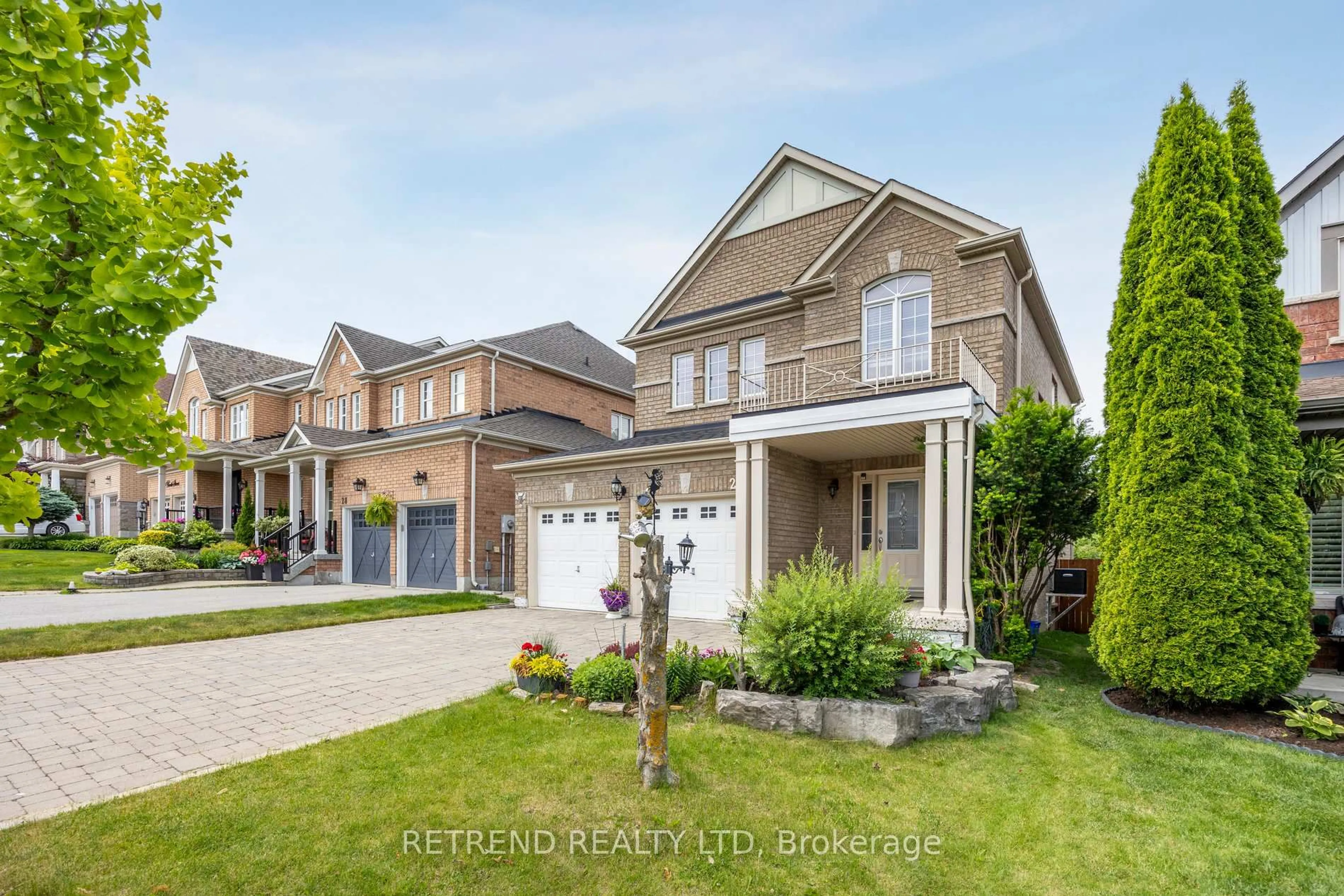 Home with brick exterior material, street for 26 Booth St, Bradford West Gwillimbury Ontario L3Z 0A3