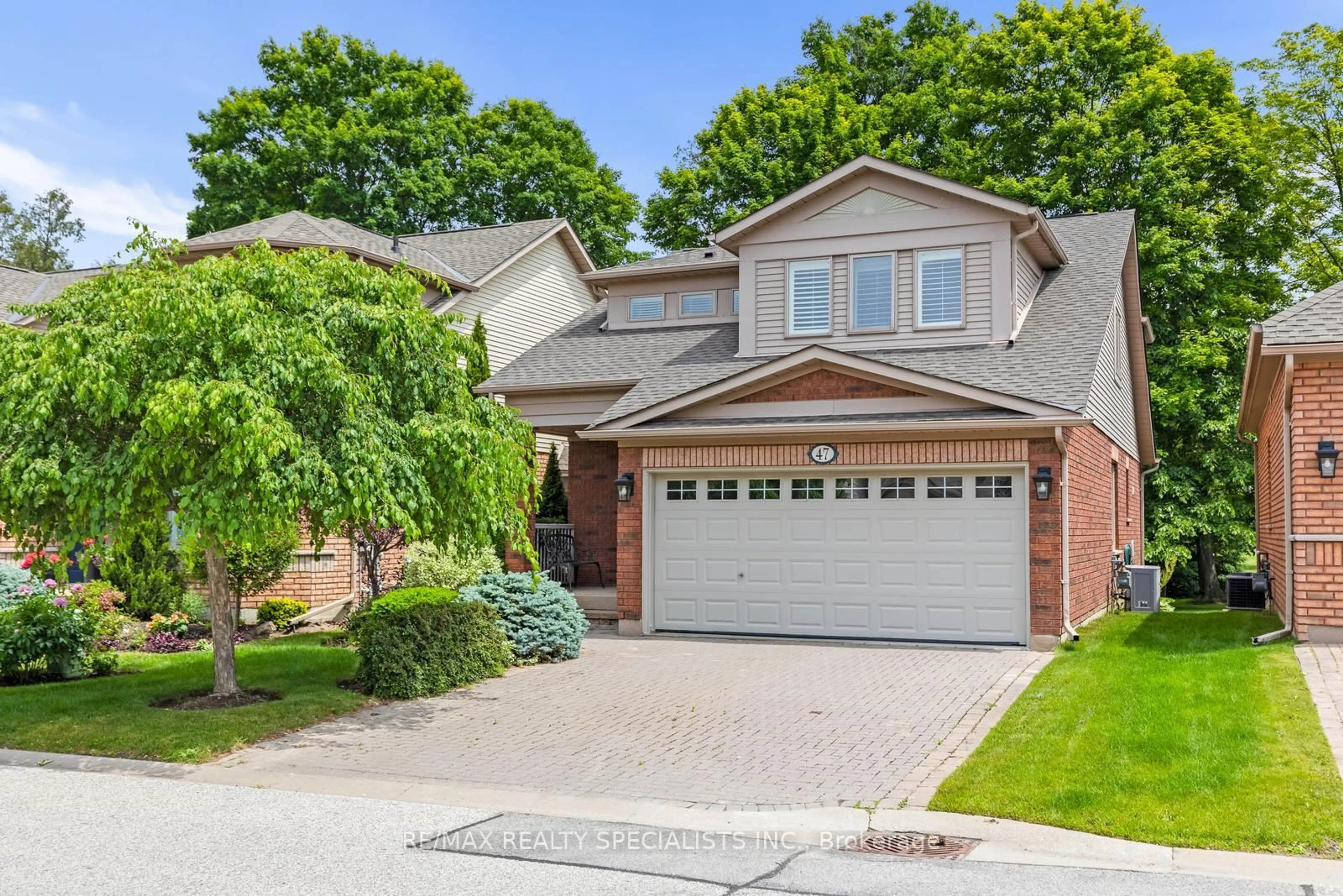 Home with brick exterior material, street for 47 Sunset Blvd, New Tecumseth Ontario L9R 1Y8