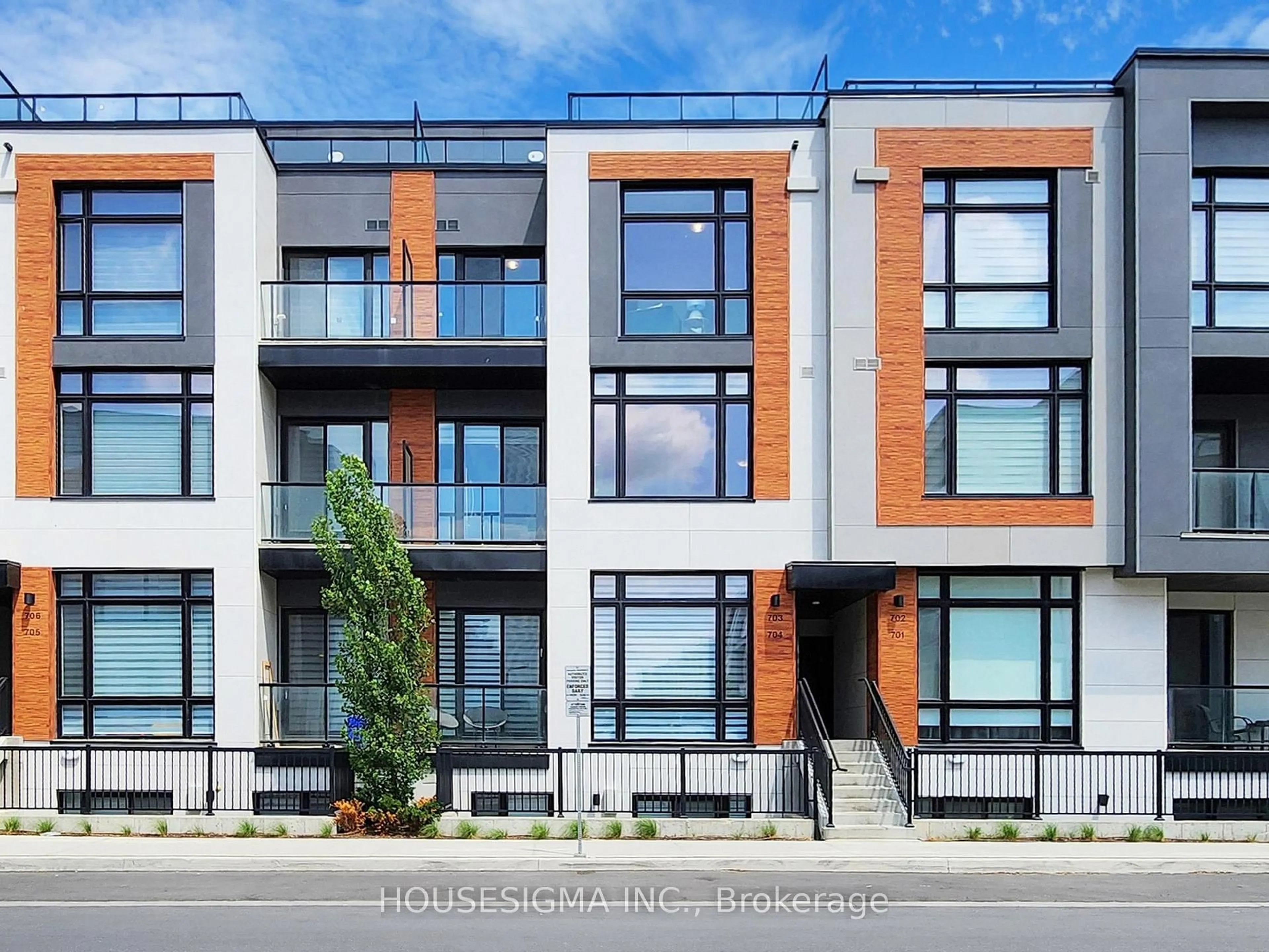 Home with brick exterior material, street for 5 Steckley House Lane #703, Richmond Hill Ontario L4S 0N2