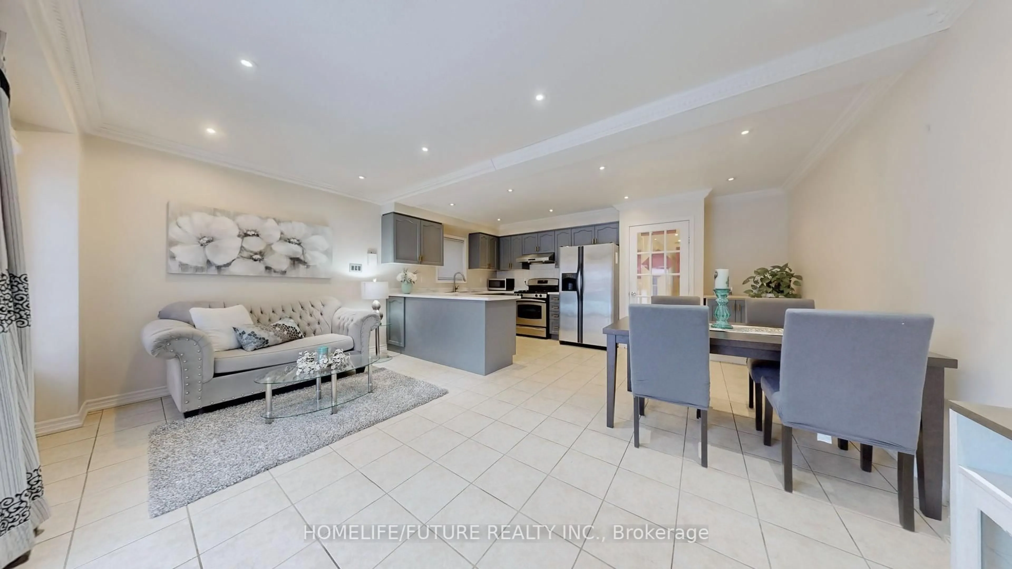 Open concept kitchen, ceramic/tile floor for 52 Monique Crt, Markham Ontario L3S 4S5