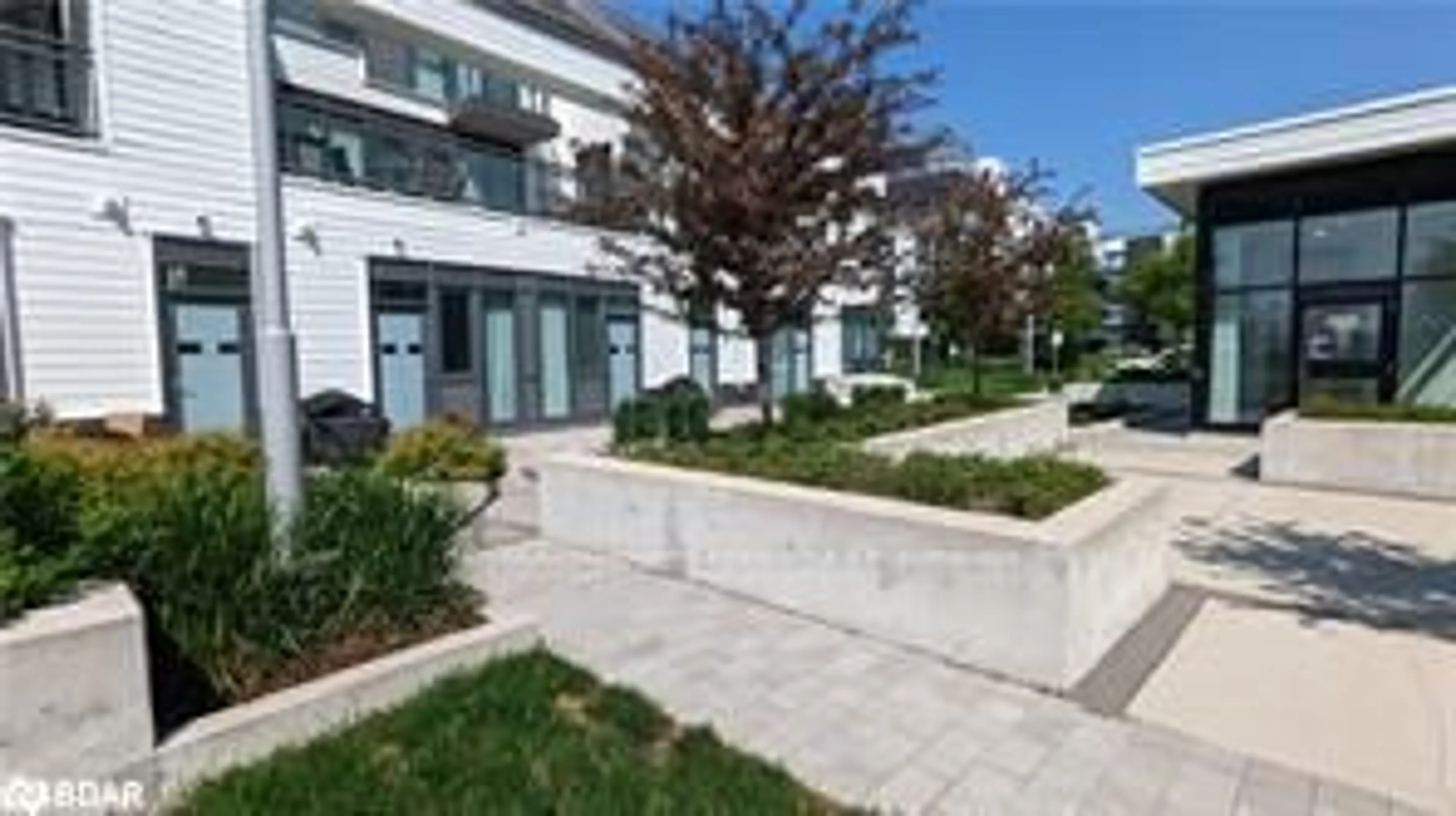 Patio, street for 275 Broward Way #60, Innisfil Ontario L9S 0J6