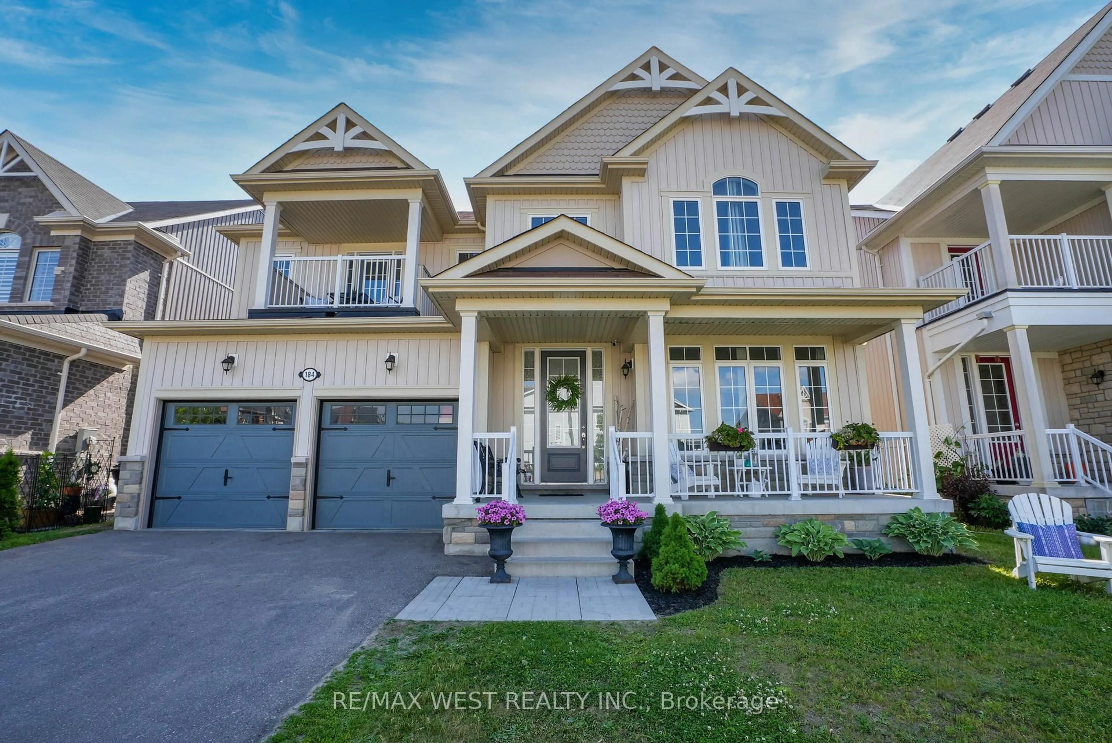 Home with vinyl exterior material, street for 184 Brownley Lane, Essa Ontario L0M 1B6