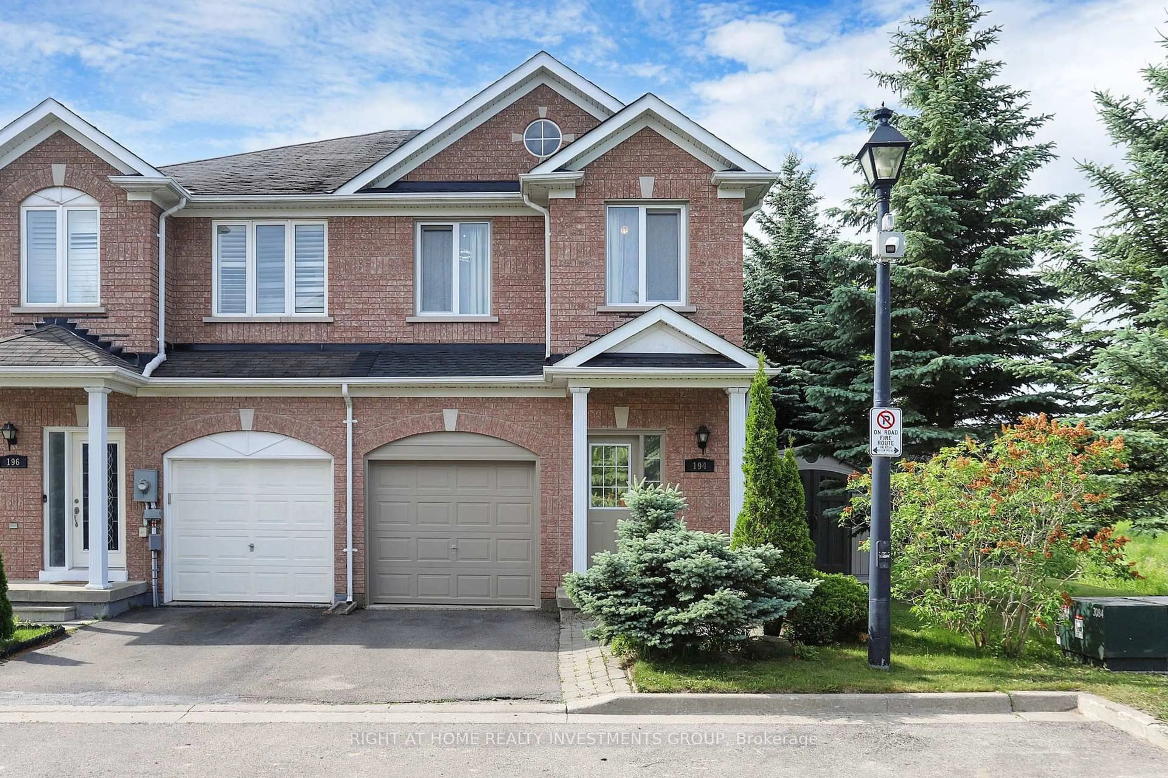 Home with brick exterior material, street for 194 Tom Taylor Cres, Newmarket Ontario L3X 3E8